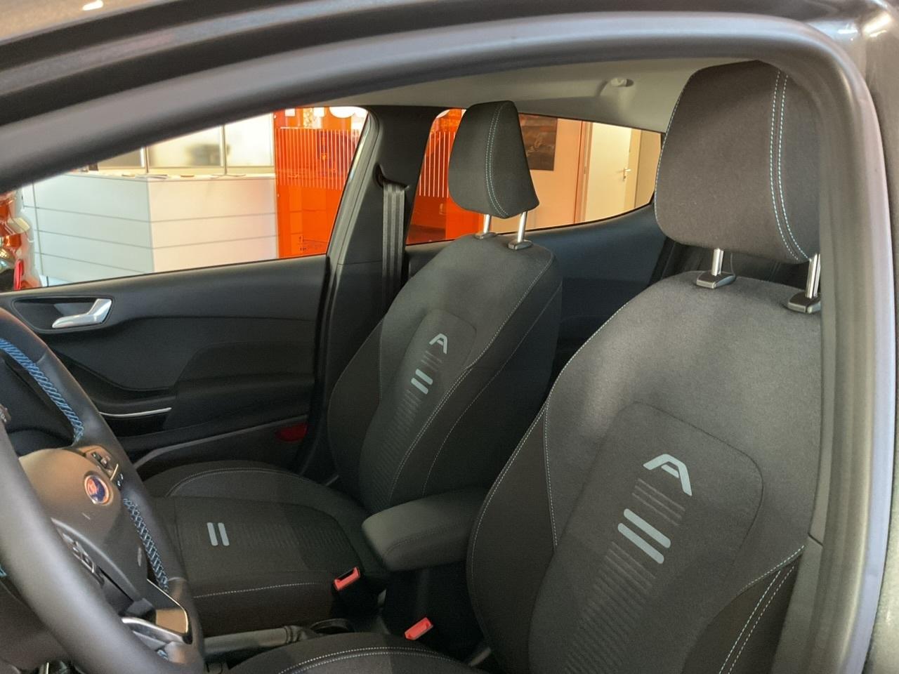 FORD ACTIVE 5D 1.0L MHEV 125PS FORD ACTIVE 5D 1.0L MHEV 125PS