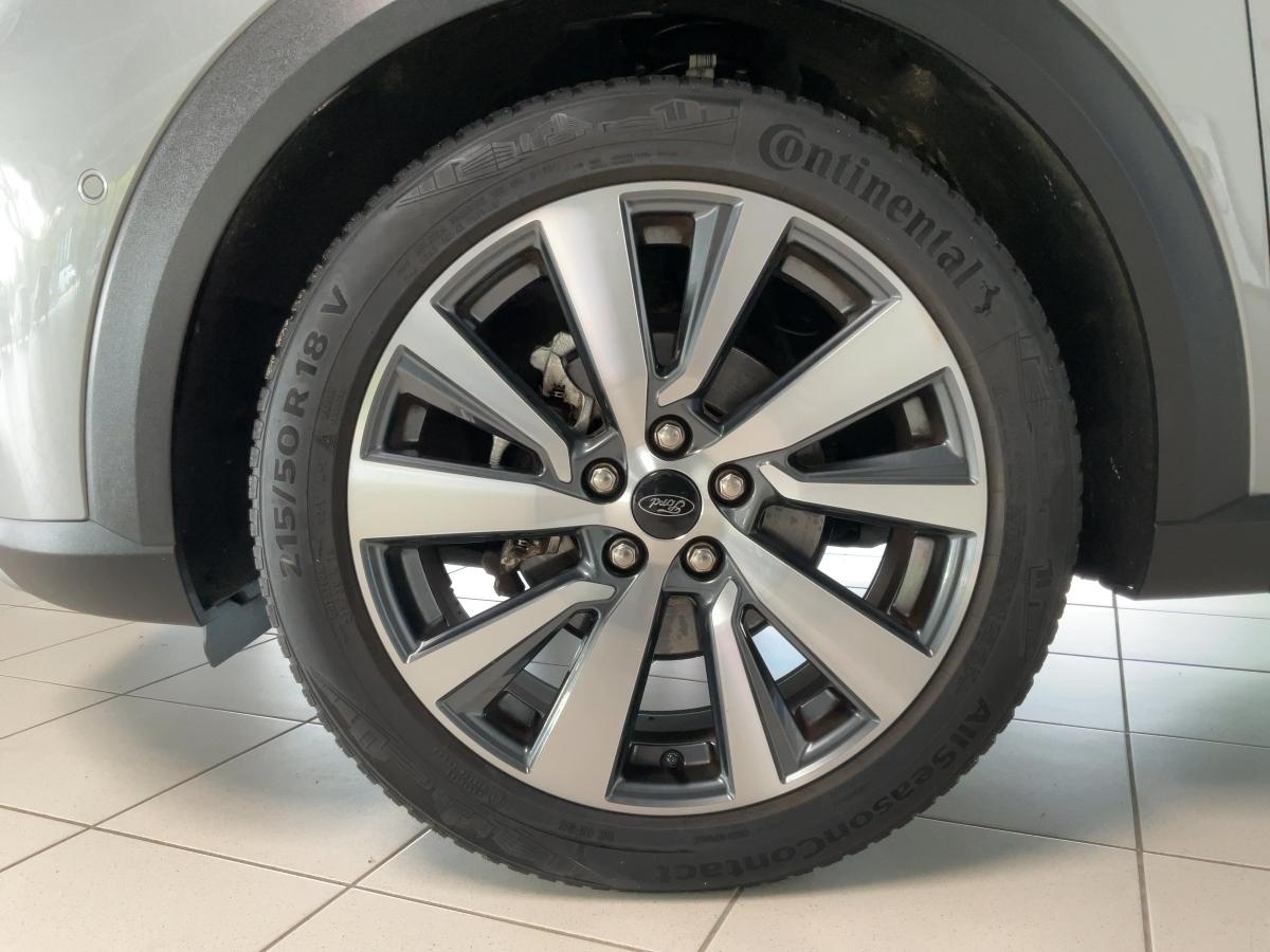 FORD TITANIUM X 1,0l MHEV 114 KW FORD TITANIUM X 1,0l MHEV 114 KW