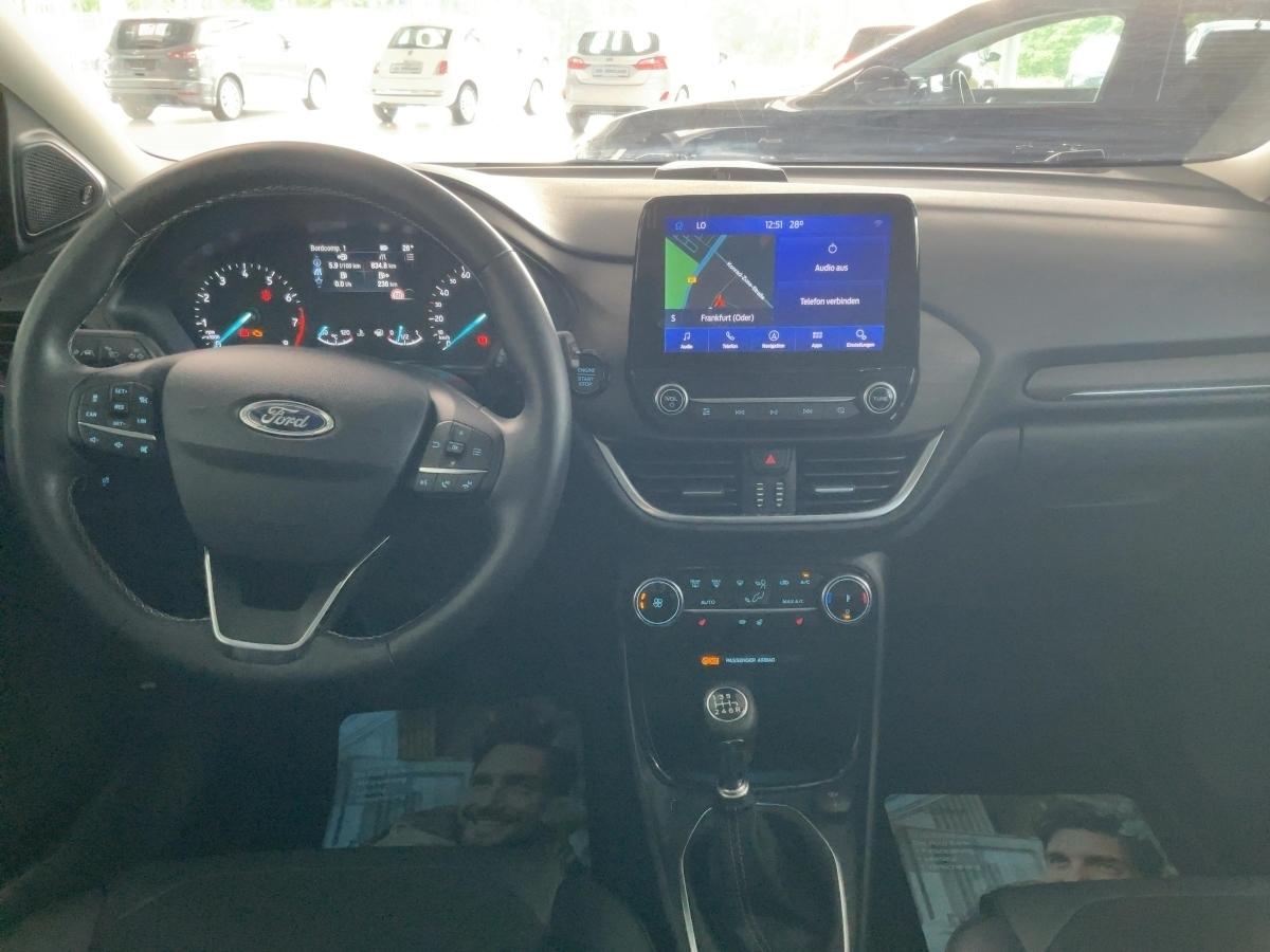 FORD TITANIUM X 1,0l MHEV 114 KW FORD TITANIUM X 1,0l MHEV 114 KW