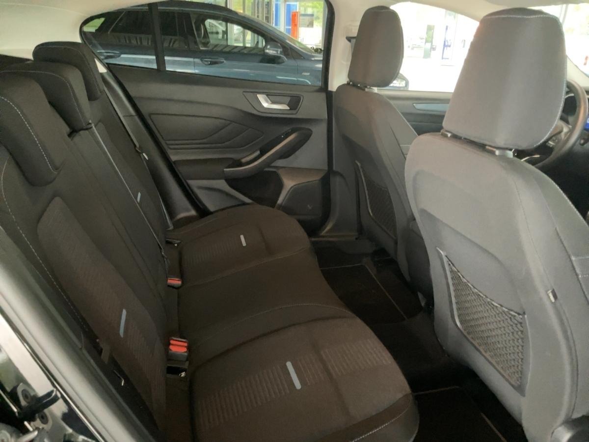FORD 1,0 l EcoBoost Hybrid 125 PS 5T B Active FORD 1,0 l EcoBoost Hybrid 125 PS 5T B Active