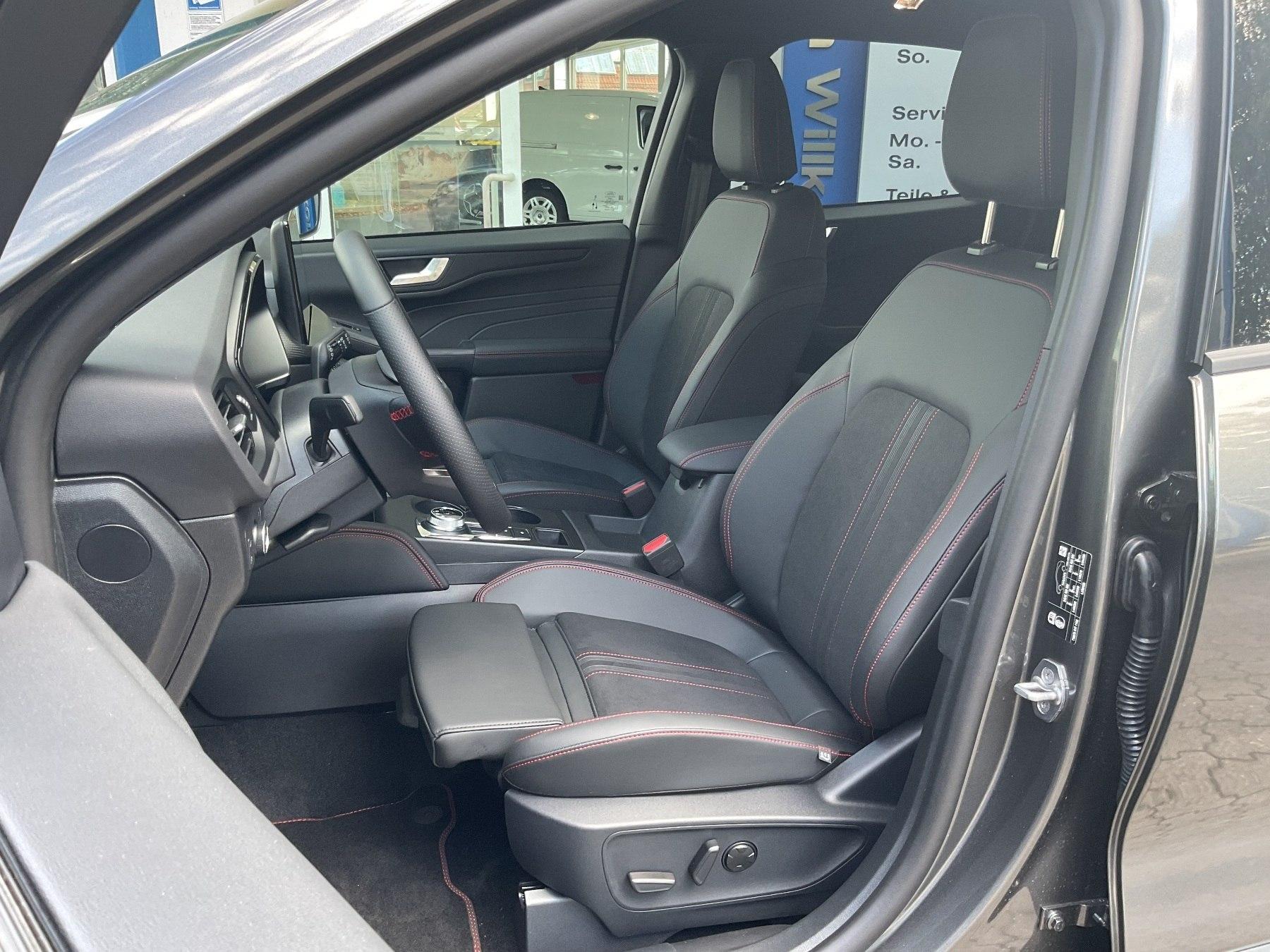FORD ST-Line X PHEV FORD ST-Line X PHEV