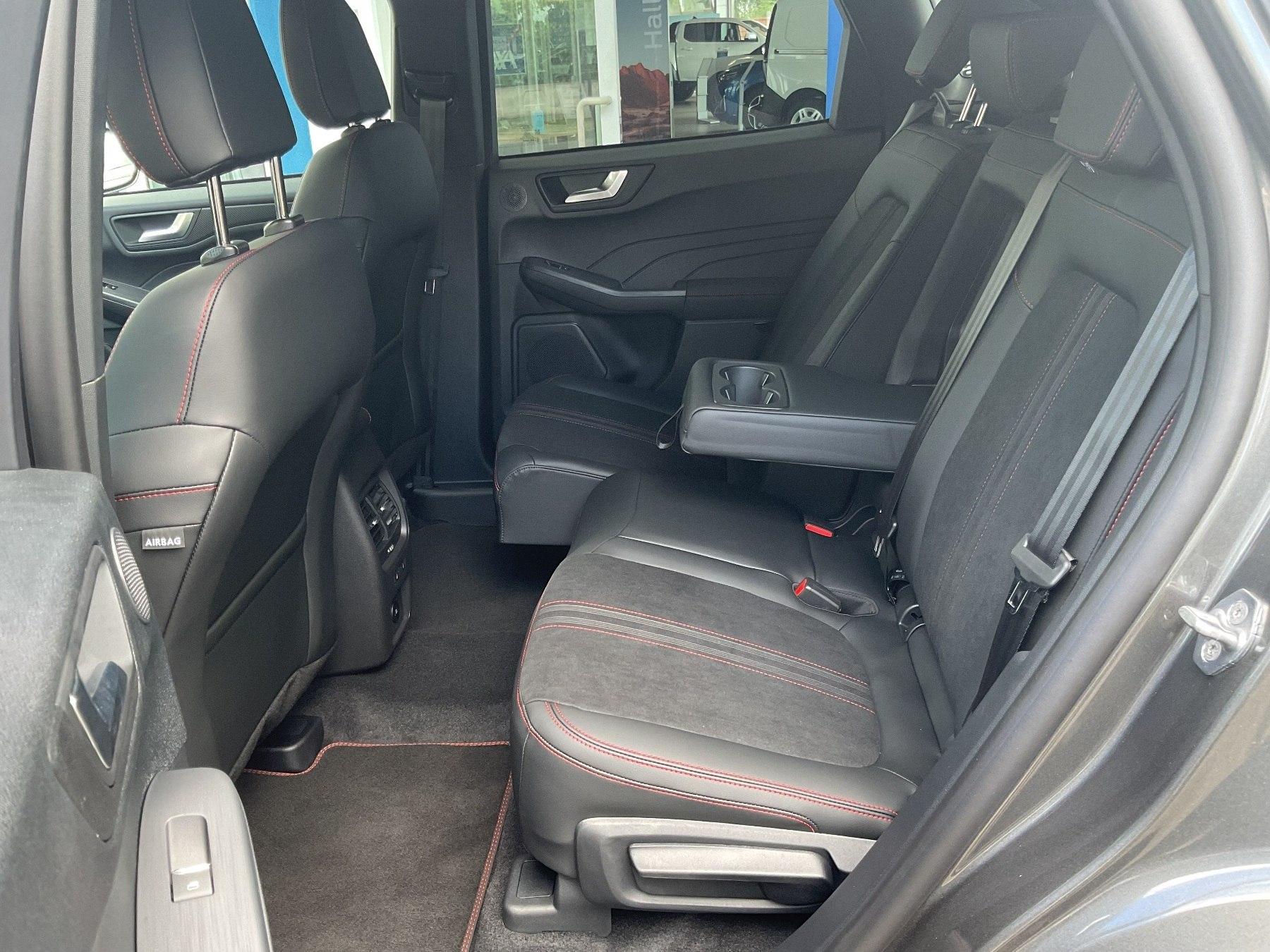 FORD ST-Line X PHEV FORD ST-Line X PHEV