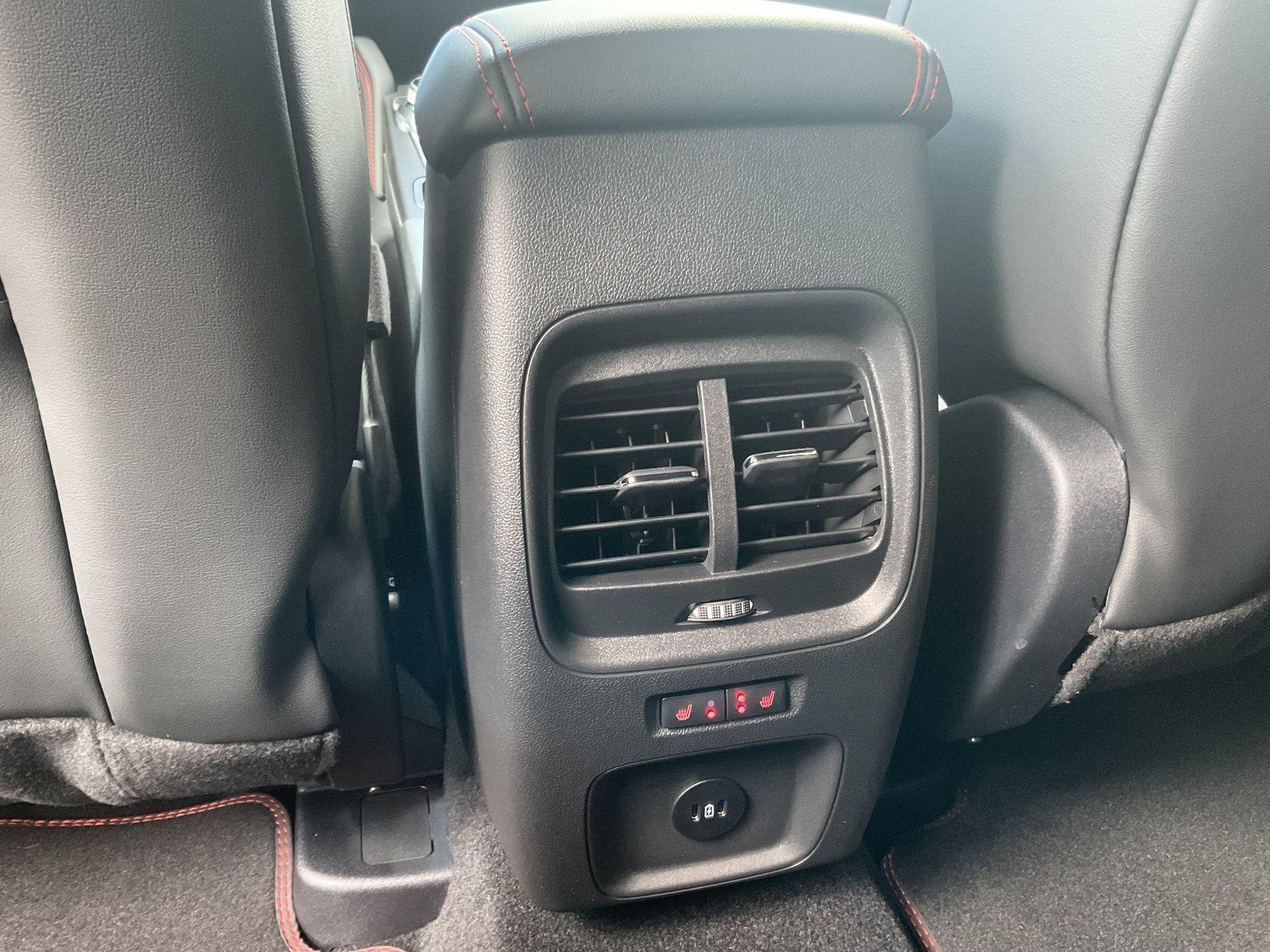 FORD ST-Line X PHEV FORD ST-Line X PHEV