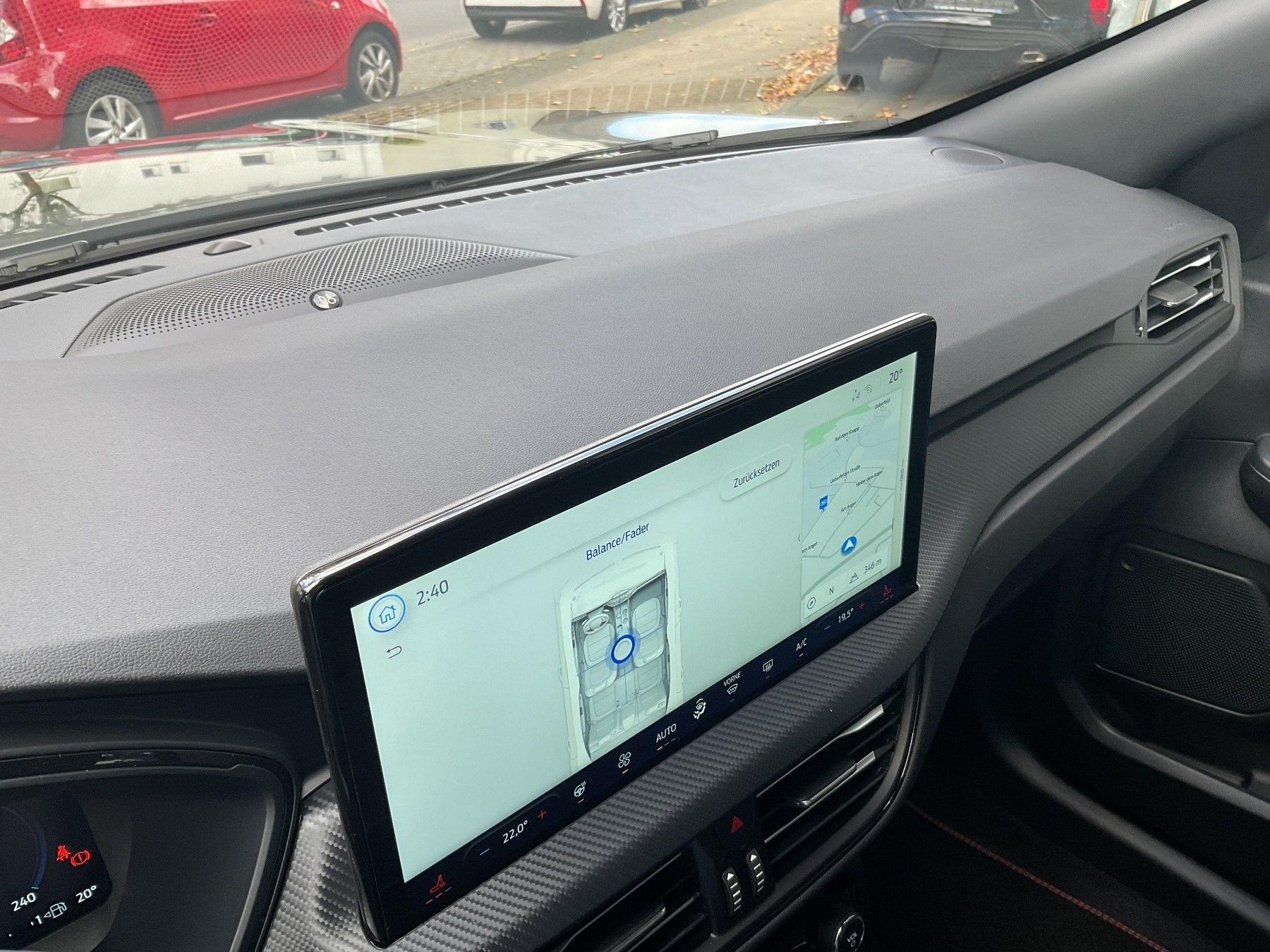 FORD ST-Line X PHEV FORD ST-Line X PHEV