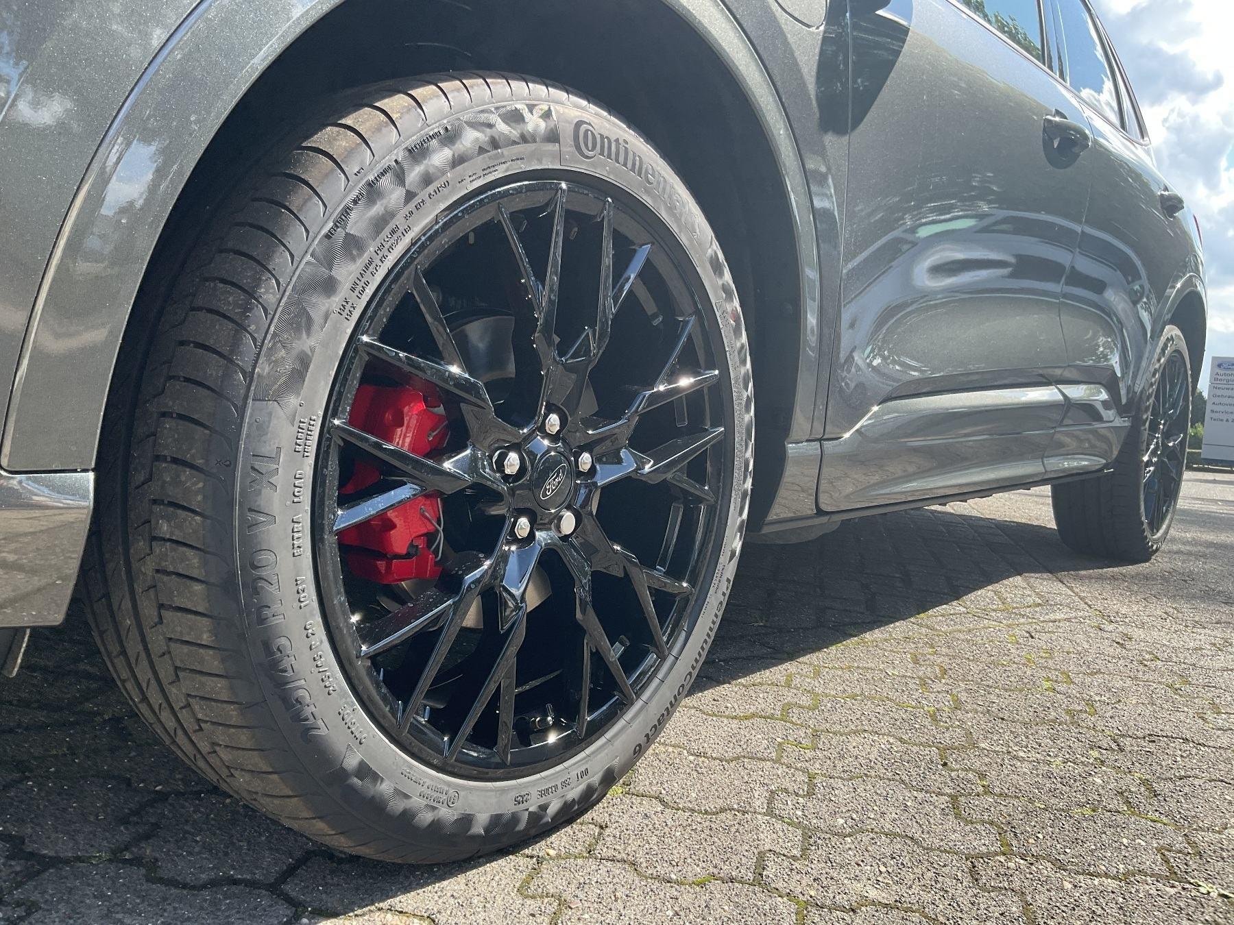 FORD ST-Line X PHEV FORD ST-Line X PHEV