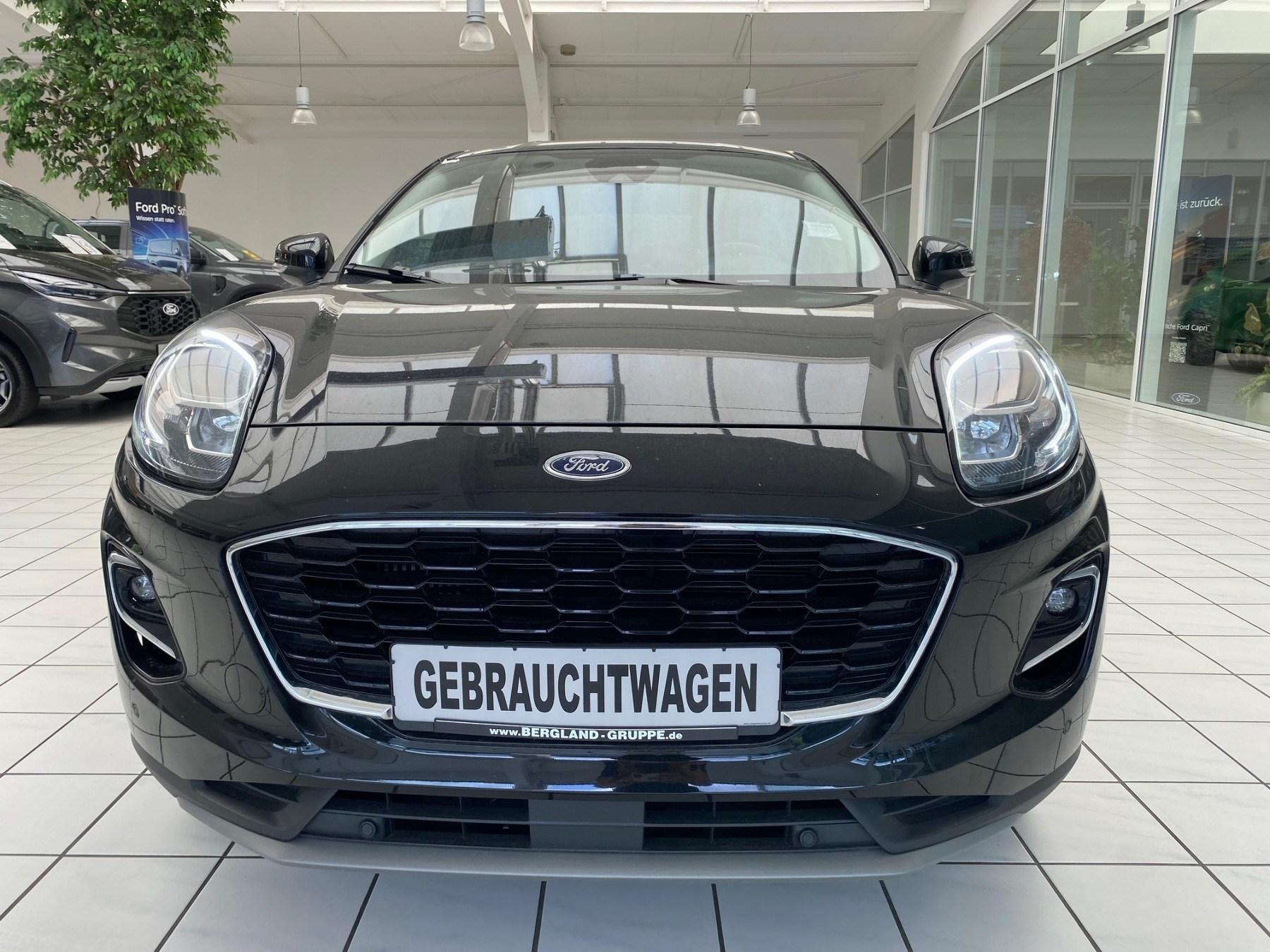 FORD Titanium X FORD Titanium X