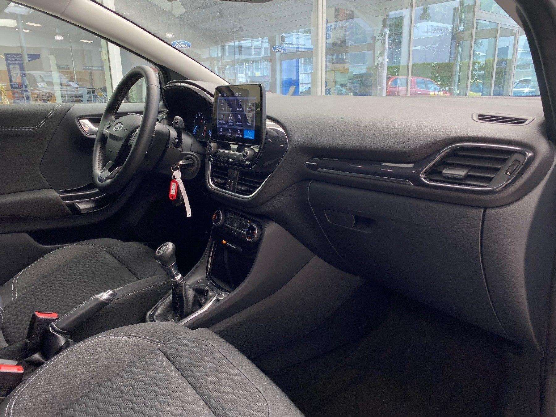 FORD Titanium FORD Titanium