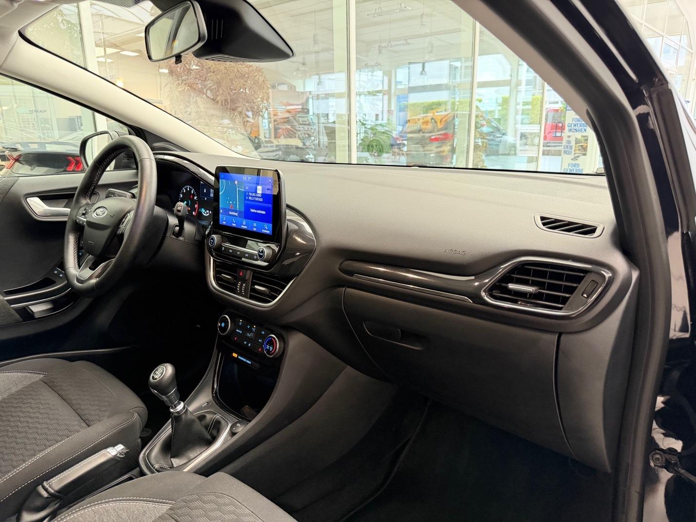 FORD Titanium FORD Titanium