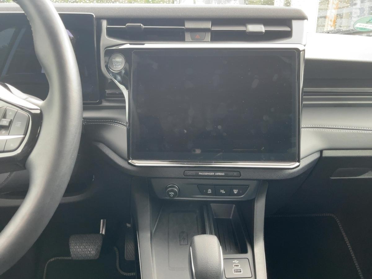 FORD Titanium *Fahrer-Assistenz *el. Heckklappe FORD Titanium *Fahrer-Assistenz *el. Heckklappe