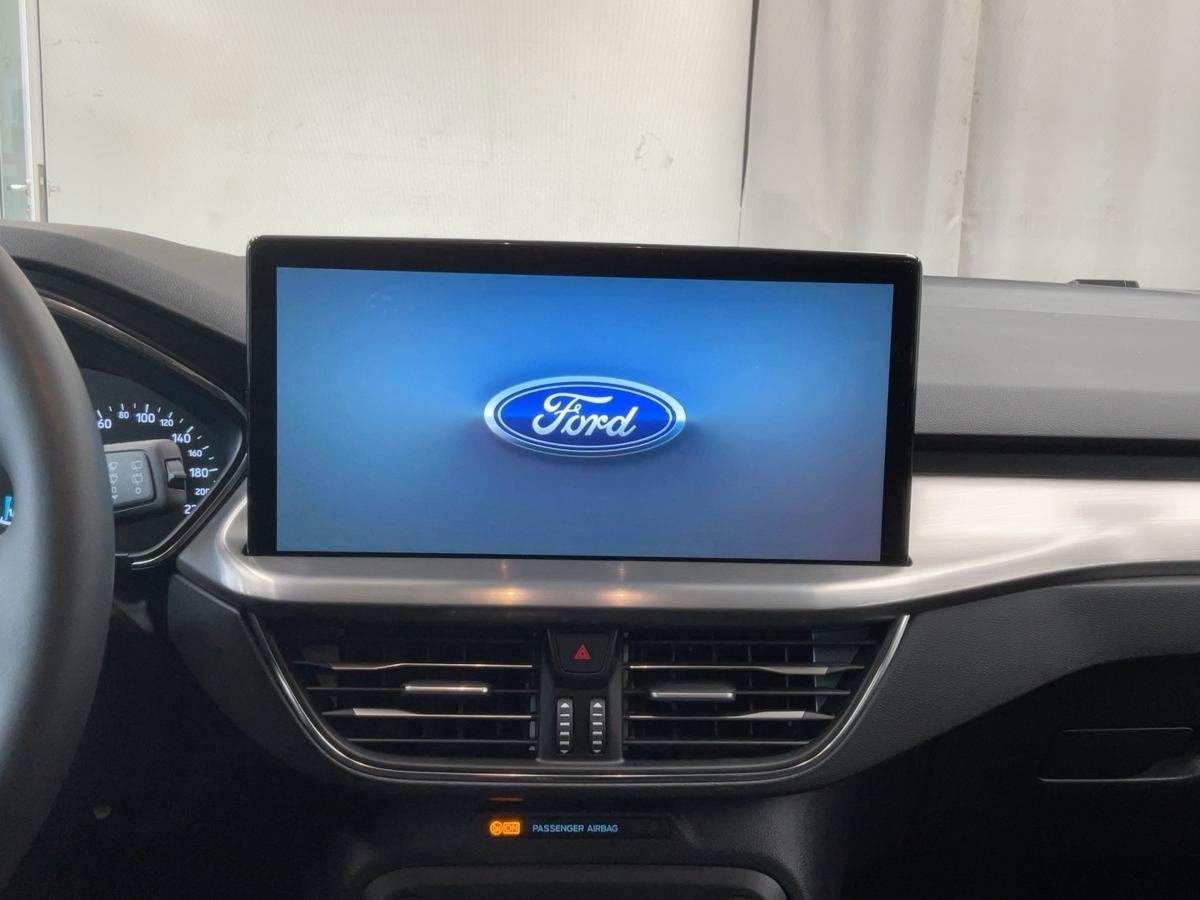 FORD 1.5 EcoBlue Titanium FORD 1.5 EcoBlue Titanium