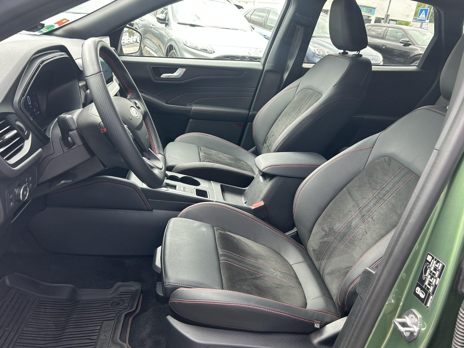 FORD PHEV ST-Line X FORD PHEV ST-Line X