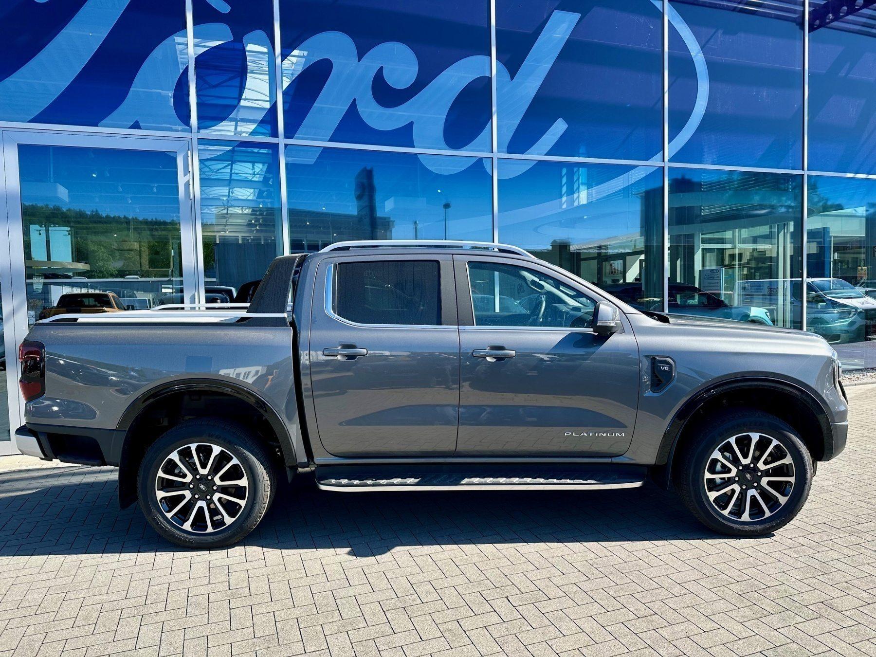 FORD Platinum, elek. Rollo, Standheizung*LAGER FORD Platinum, elek. Rollo, Standheizung*LAGER