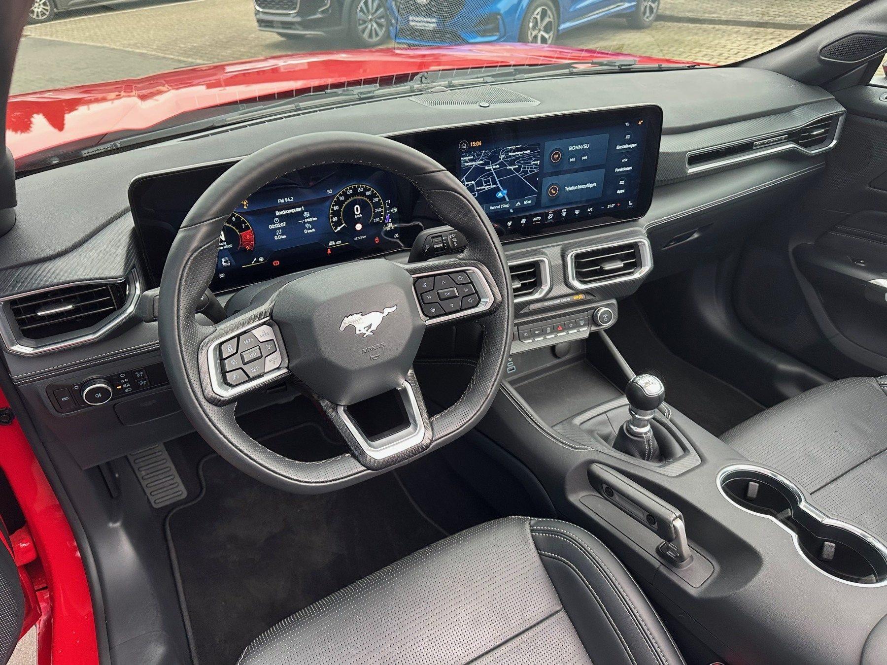 FORD Convertible 5.0l V8, MagneRide, Spoiler FORD Convertible 5.0l V8, MagneRide, Spoiler