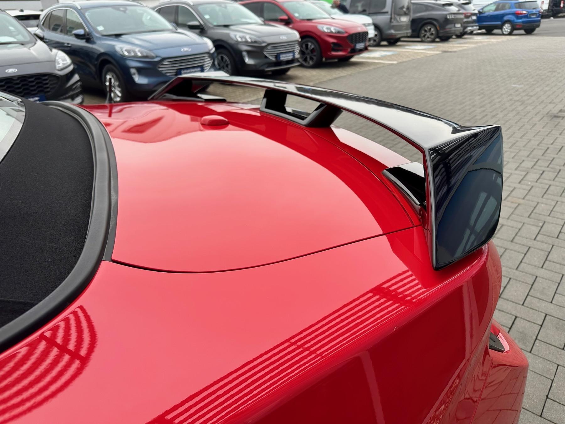 FORD Convertible 5.0l V8, MagneRide, Spoiler FORD Convertible 5.0l V8, MagneRide, Spoiler