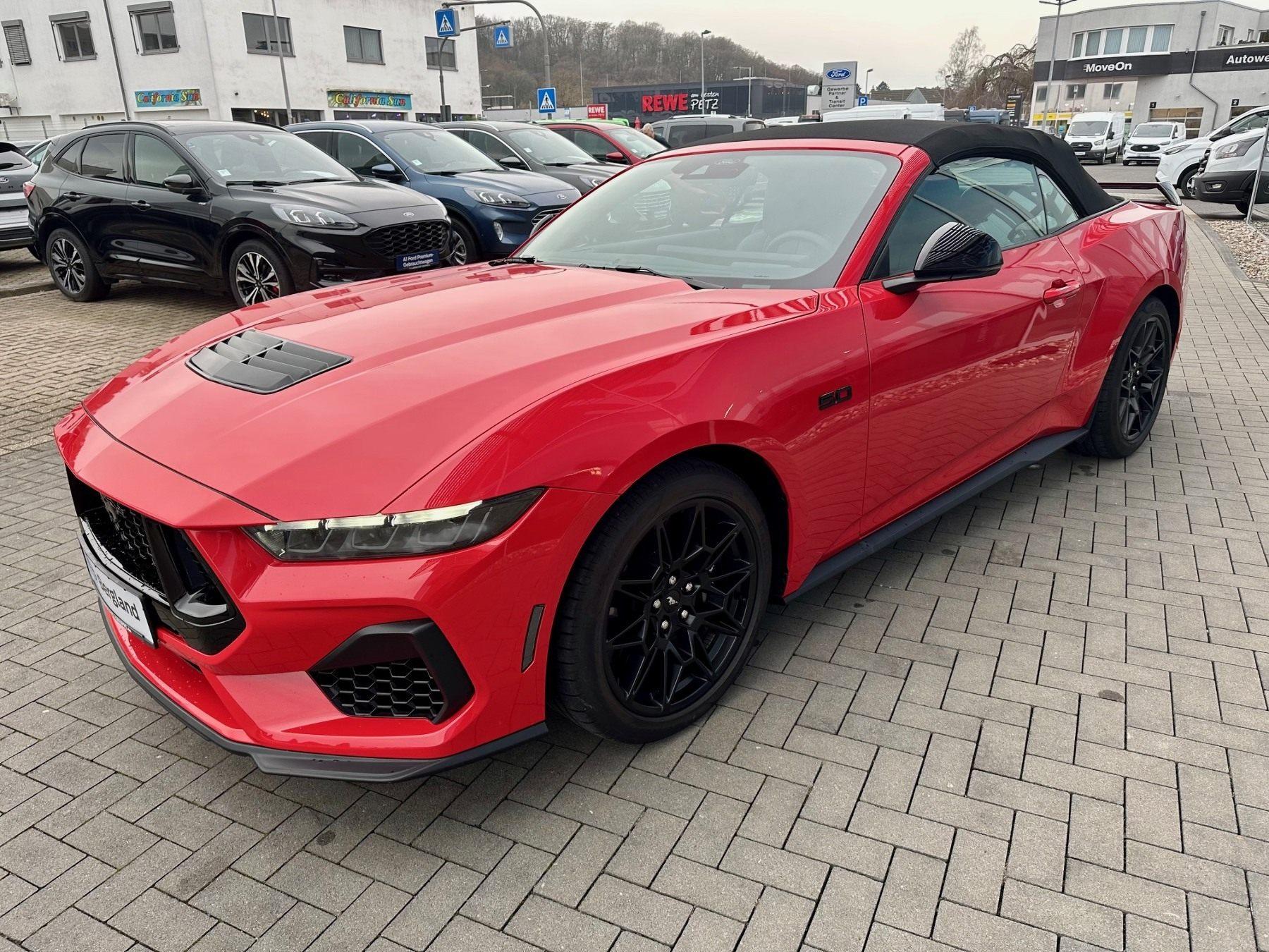 FORD Convertible 5.0l V8, MagneRide, Spoiler FORD Convertible 5.0l V8, MagneRide, Spoiler