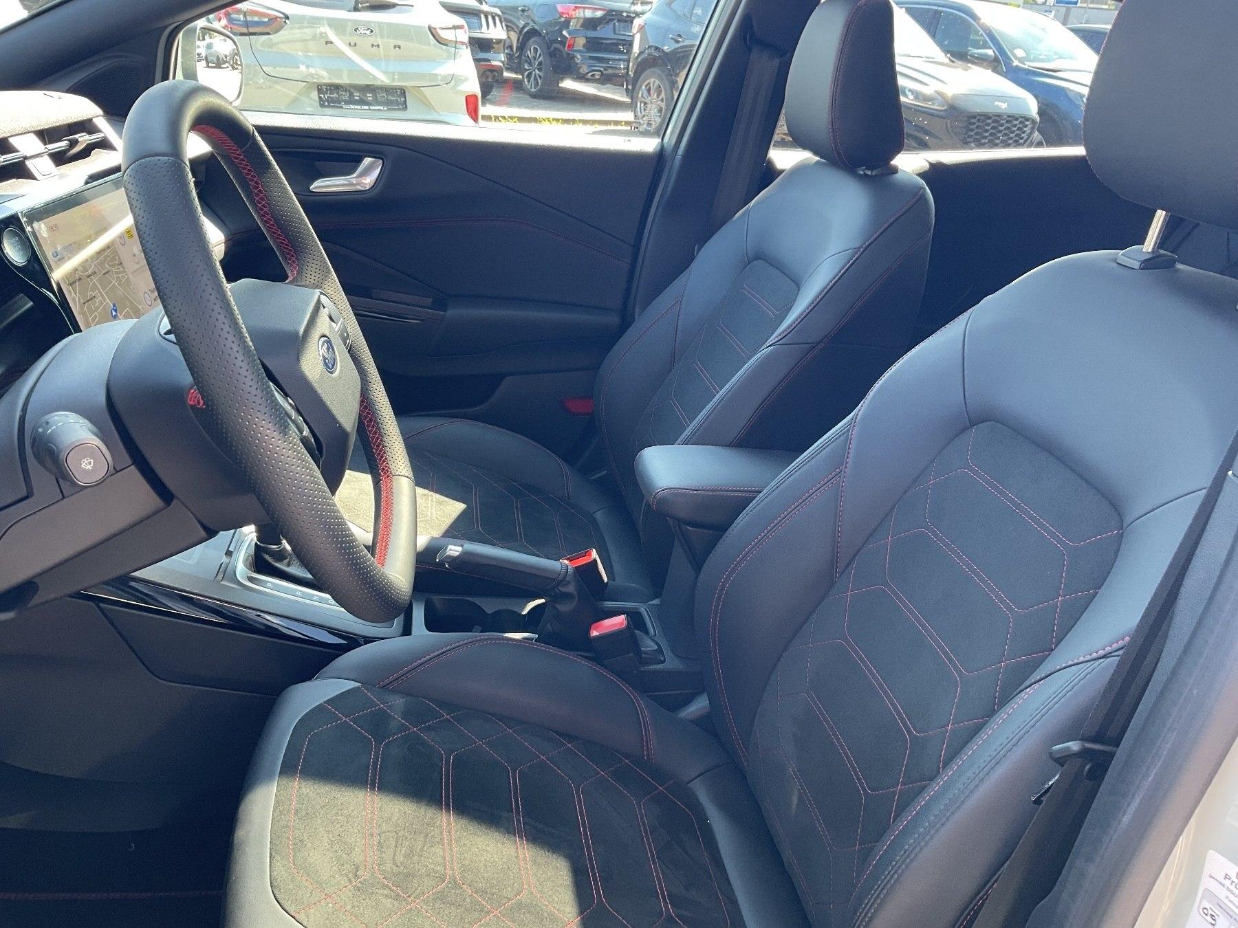 FORD ST-LINE X 155 PS AUTOM. AHK SCHIEBEDACH FORD ST-LINE X 155 PS AUTOM. AHK SCHIEBEDACH