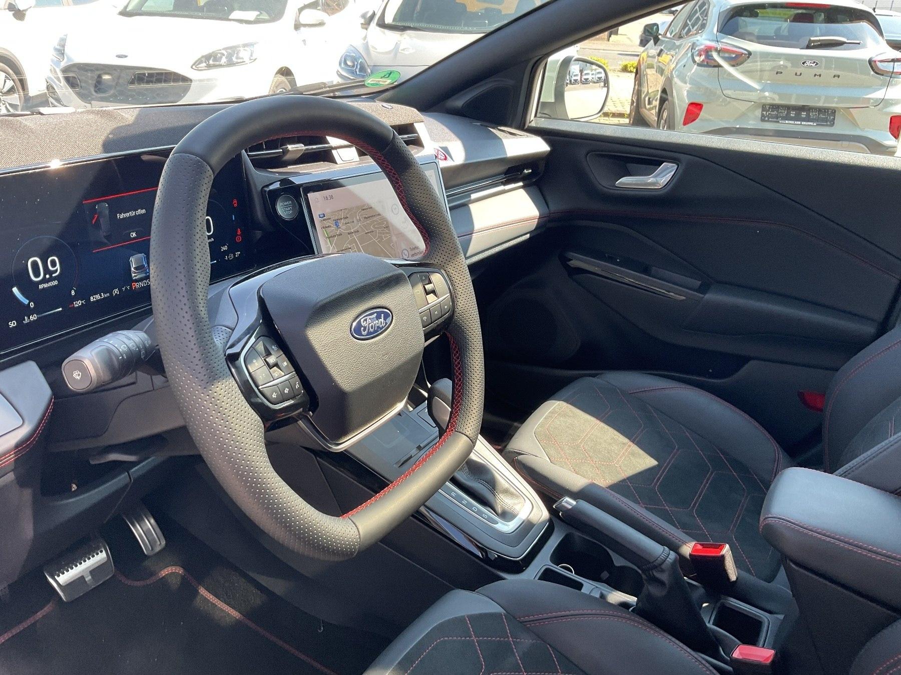 FORD ST-LINE X 155 PS AUTOM. AHK SCHIEBEDACH FORD ST-LINE X 155 PS AUTOM. AHK SCHIEBEDACH
