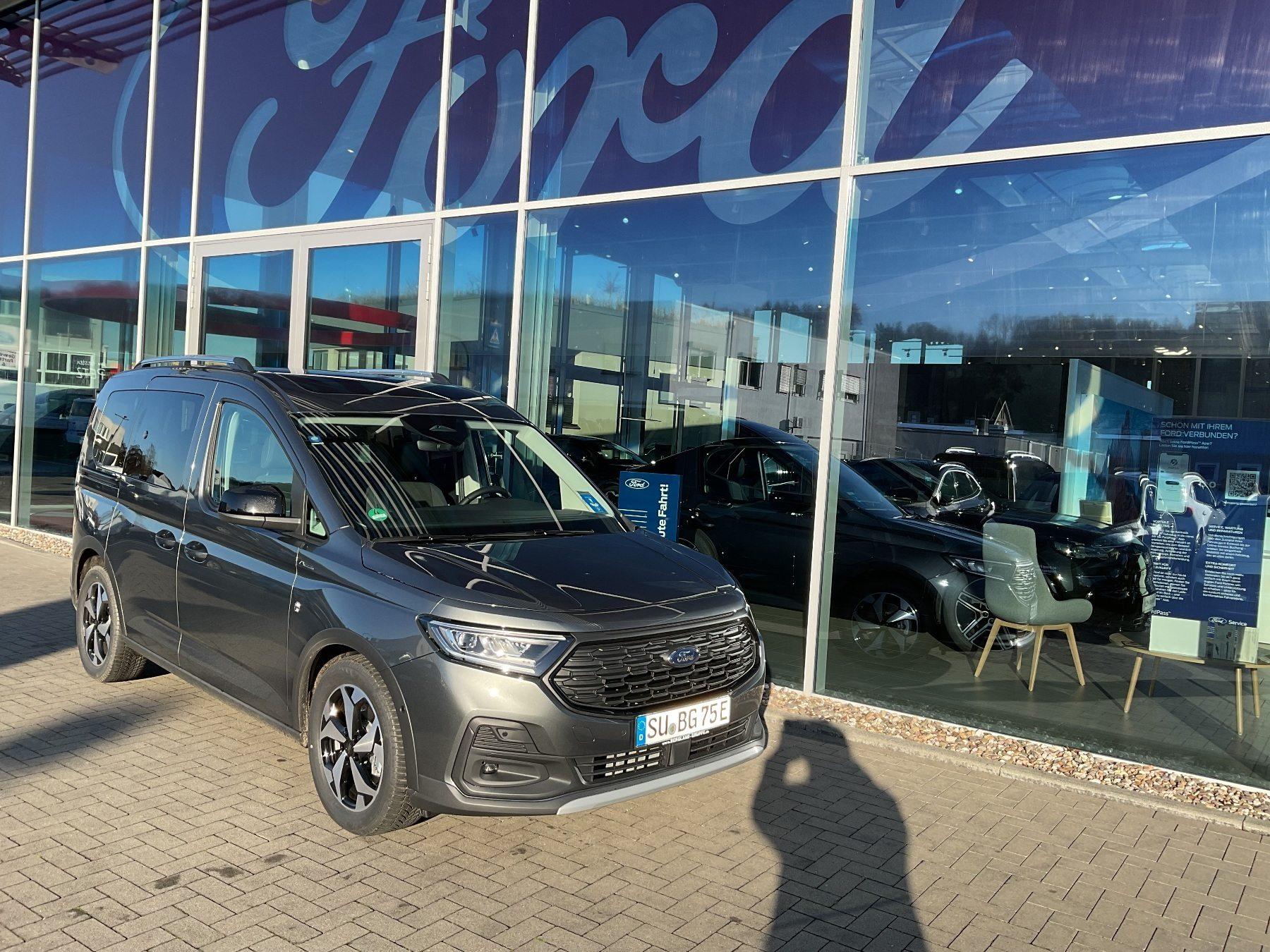 FORD ACTIVE L1 150PS PHEV AHK FORD PROTECT