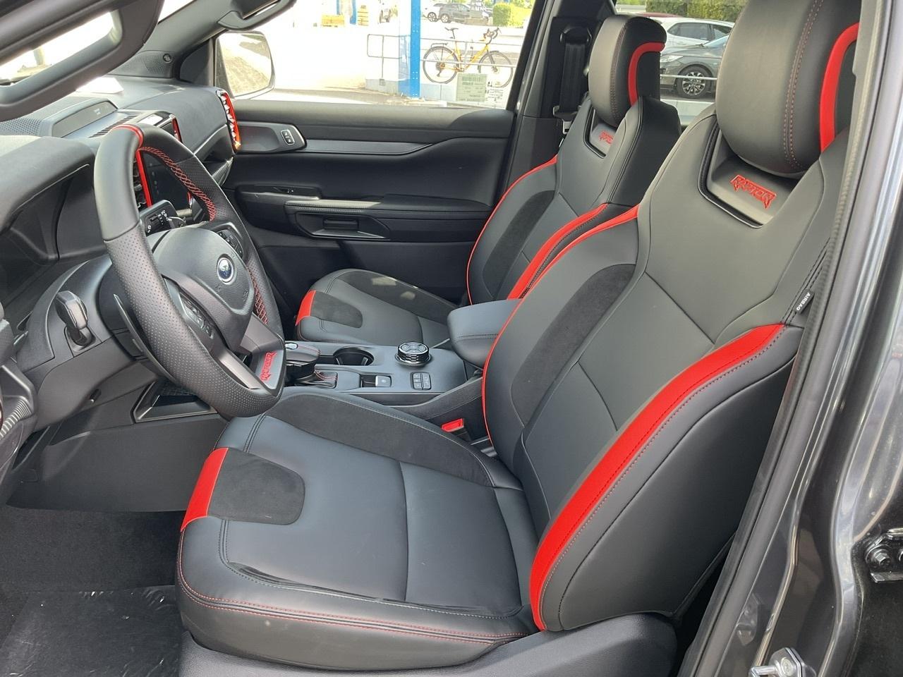 FORD Raptor DOPPELKABINE Automatik FORD Raptor DOPPELKABINE Automatik