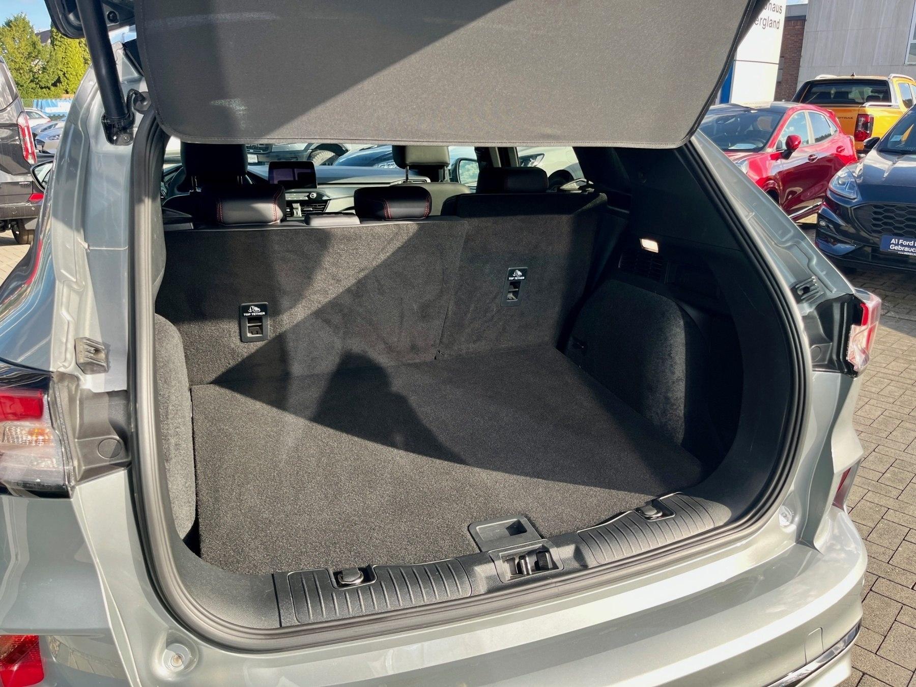 FORD ST-Line X PHEV FORD ST-Line X PHEV