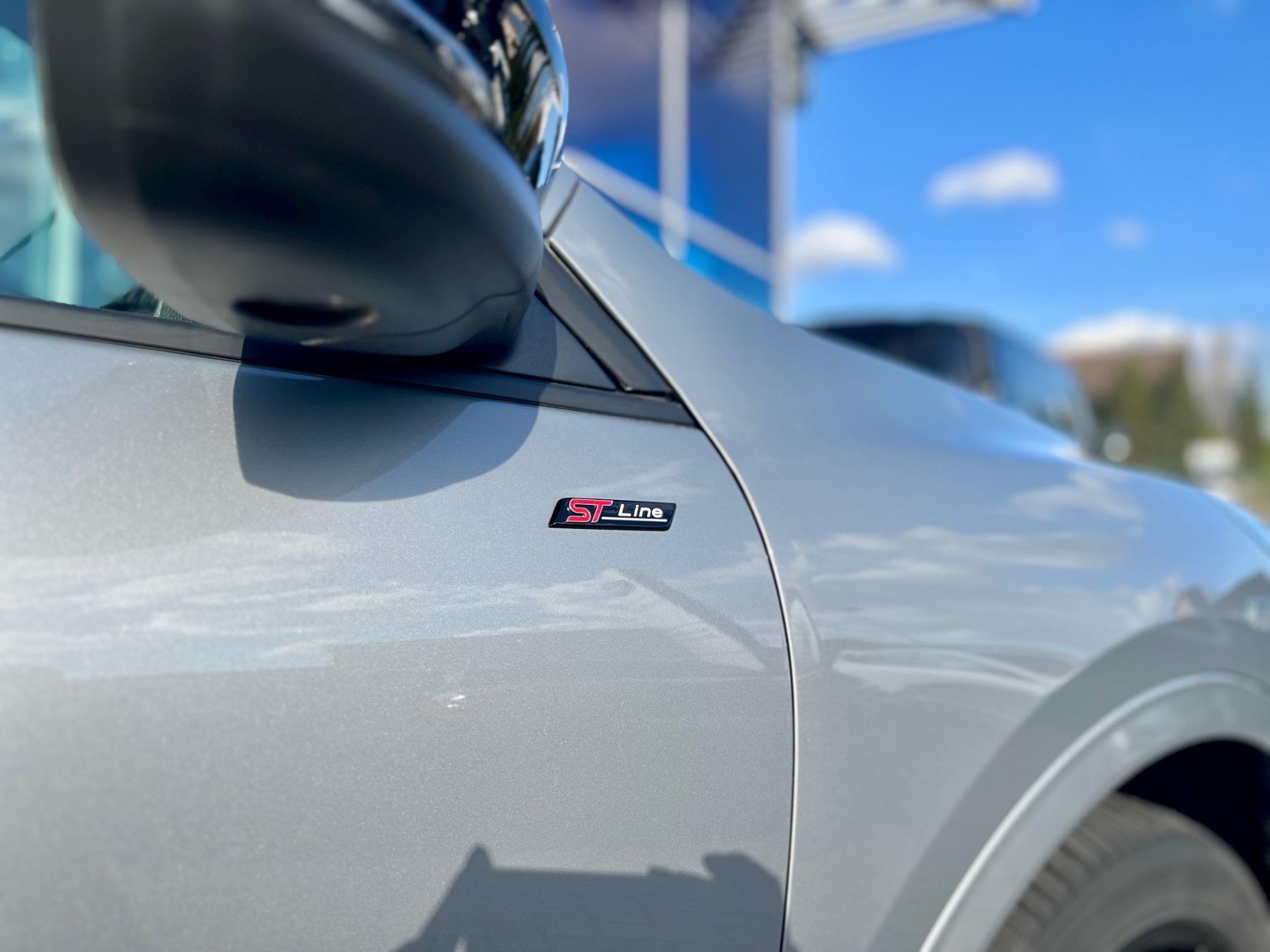 FORD ST-Line X PHEV FORD ST-Line X PHEV