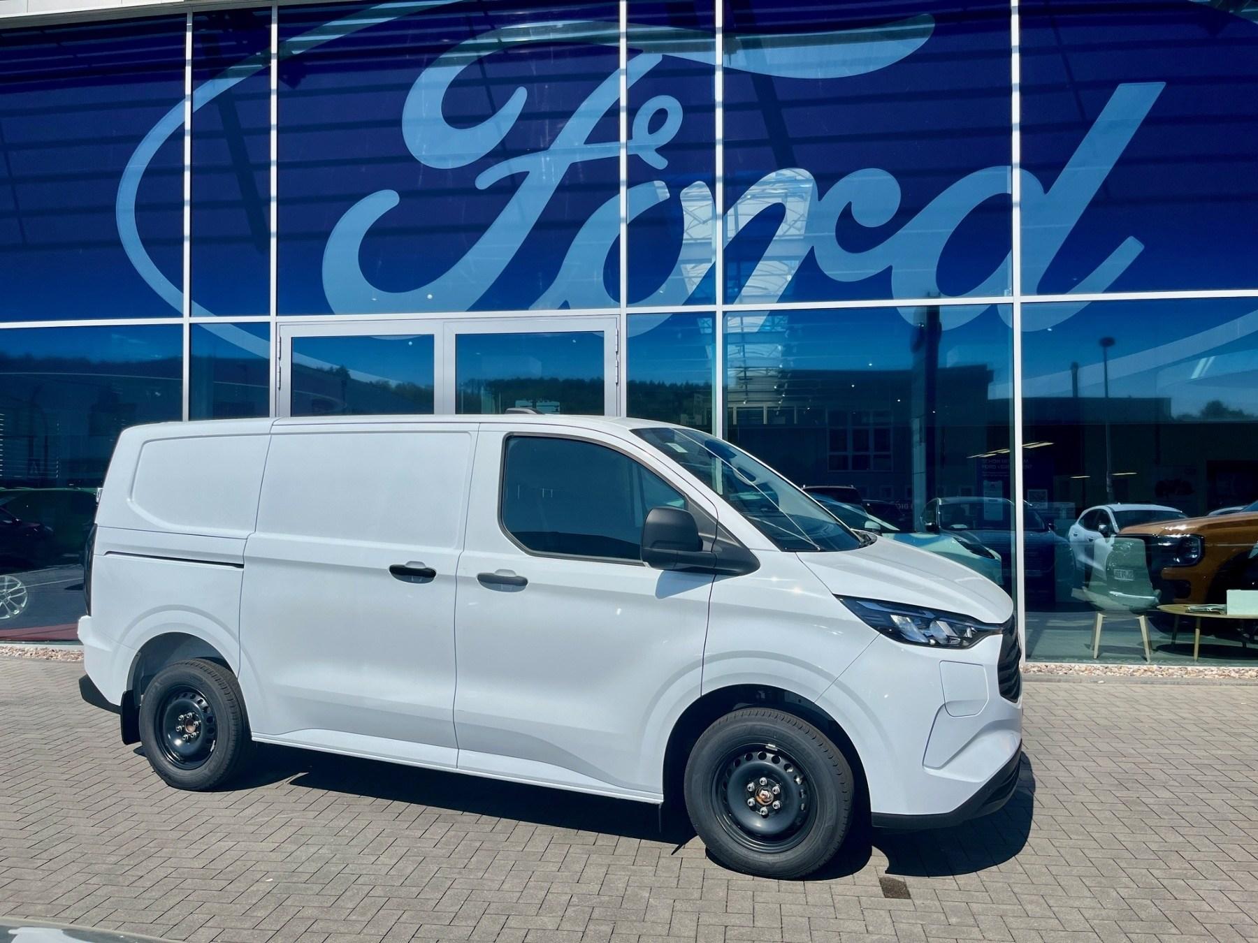FORD 2.5 PHEV 320 L1 Trend