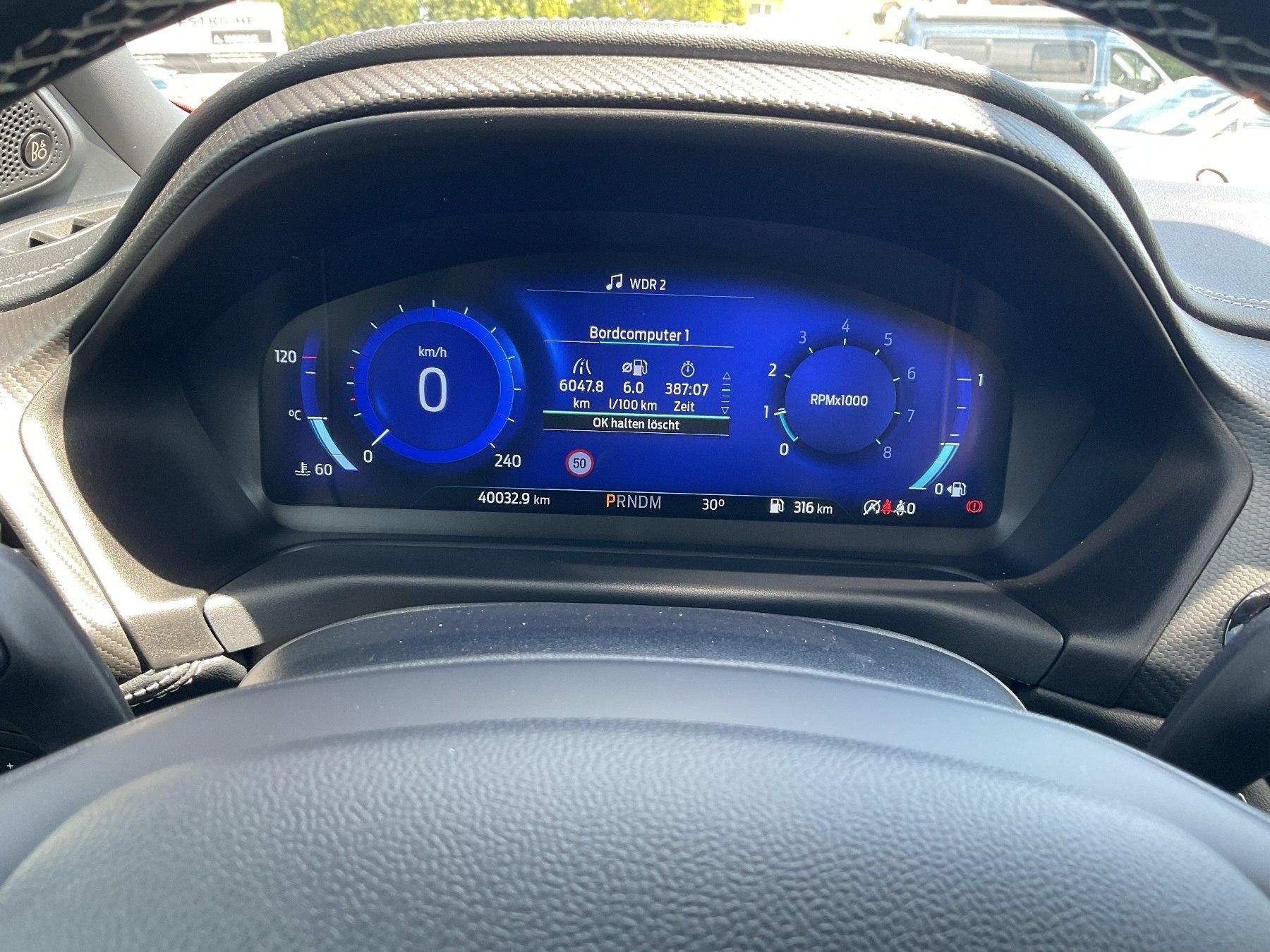 FORD ST-LINE VIGNALE 125 PS AUTOMATIK AHK B&O FORD ST-LINE VIGNALE 125 PS AUTOMATIK AHK B&O