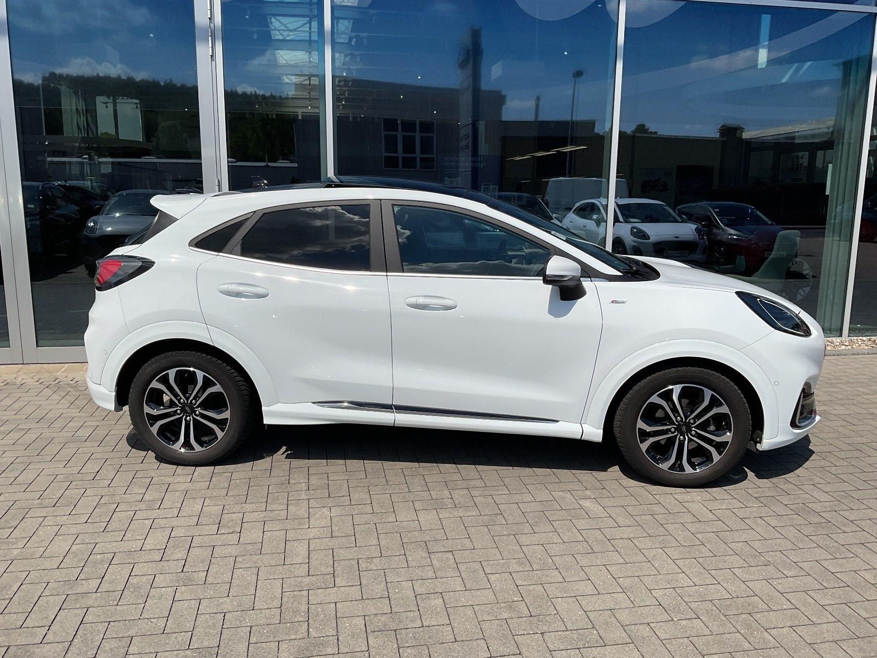 FORD ST-LINE VIGNALE 125 PS AUTOMATIK AHK B&O FORD ST-LINE VIGNALE 125 PS AUTOMATIK AHK B&O