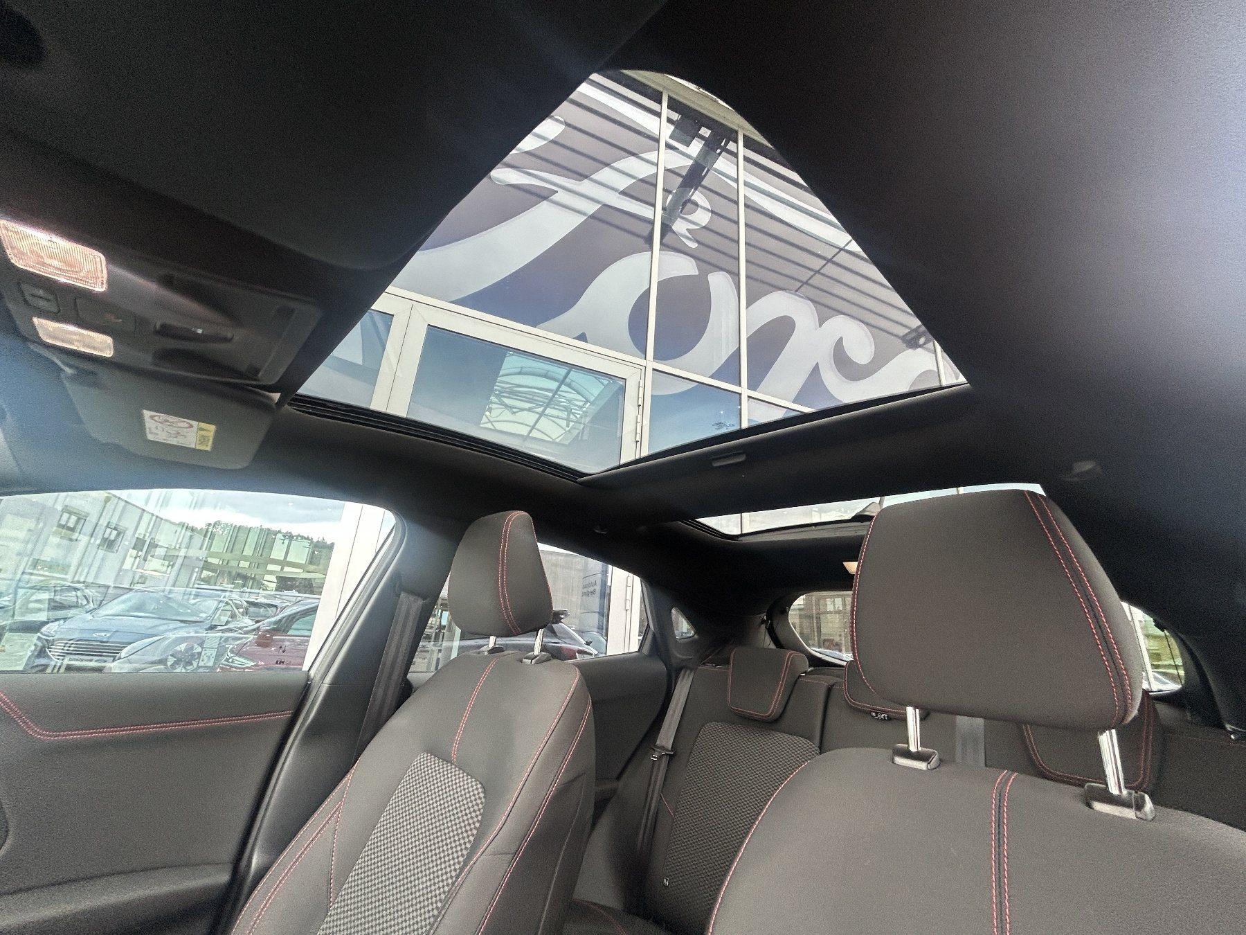 FORD 1.0 EcoBoost Mild Hybrid ST-Line S/S FORD 1.0 EcoBoost Mild Hybrid ST-Line S/S