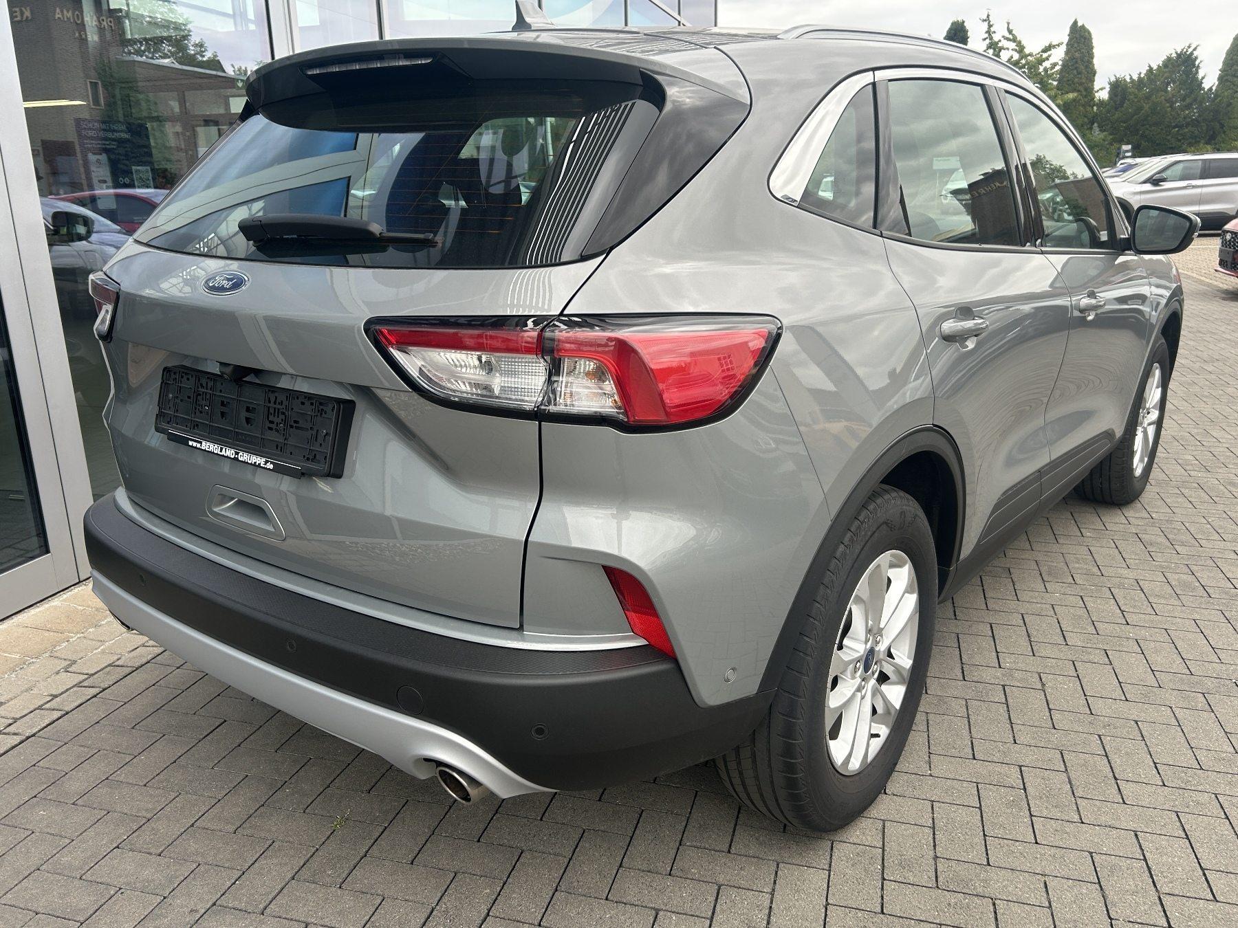 FORD 2.5 Duratec PHEV Titanium/Schwenkbare AHK FORD 2.5 Duratec PHEV Titanium/Schwenkbare AHK