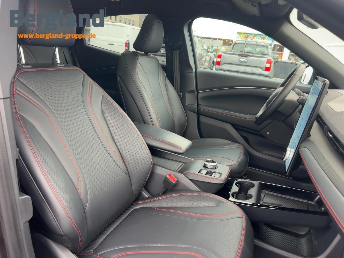 FORD 98 kWh AWD PREMIUM PANORAMADACH FORD 98 kWh AWD PREMIUM PANORAMADACH