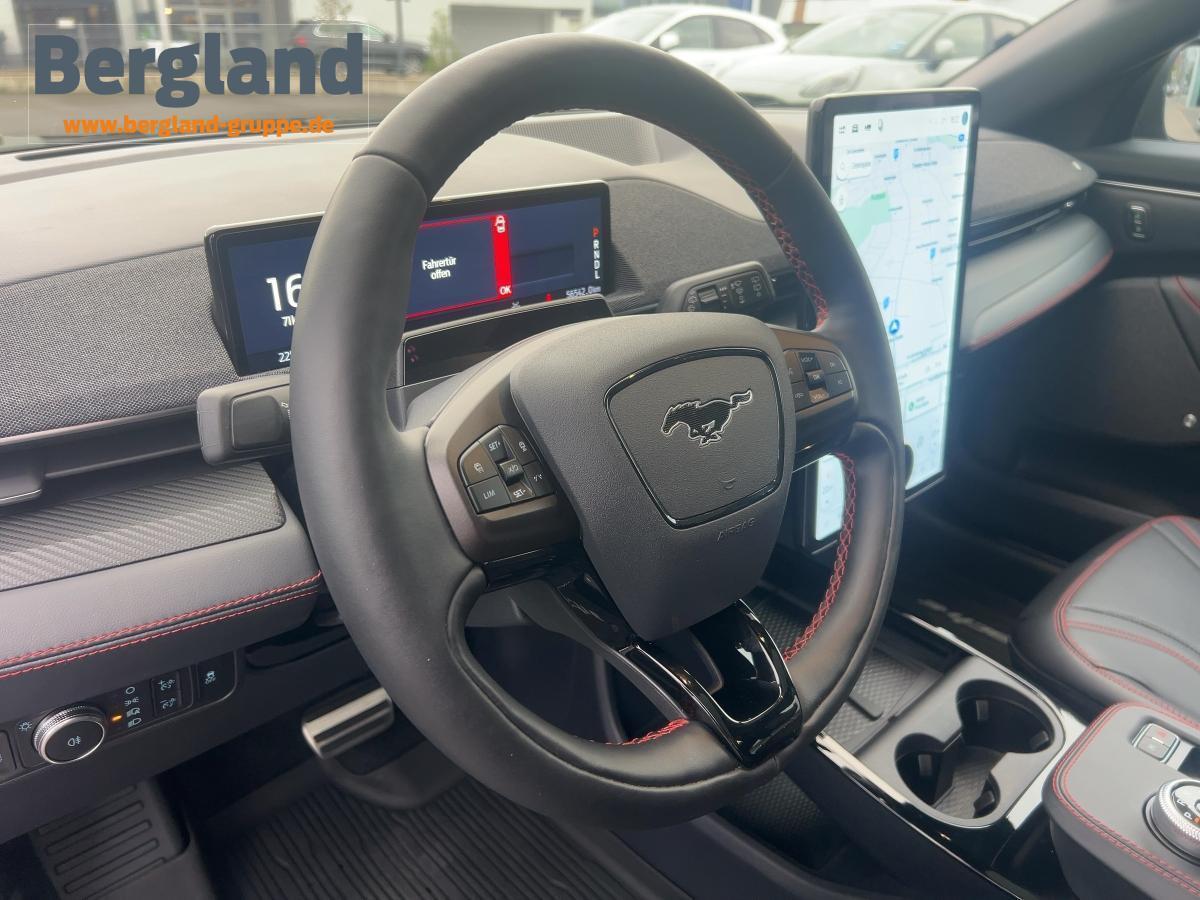 FORD 98 kWh AWD PREMIUM PANORAMADACH FORD 98 kWh AWD PREMIUM PANORAMADACH