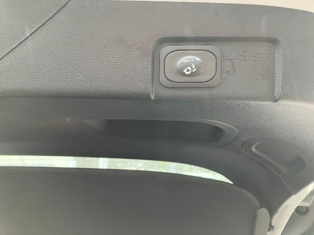 FORD 1,0 l MHEV 125 PS Titanium X FORD 1,0 l MHEV 125 PS Titanium X