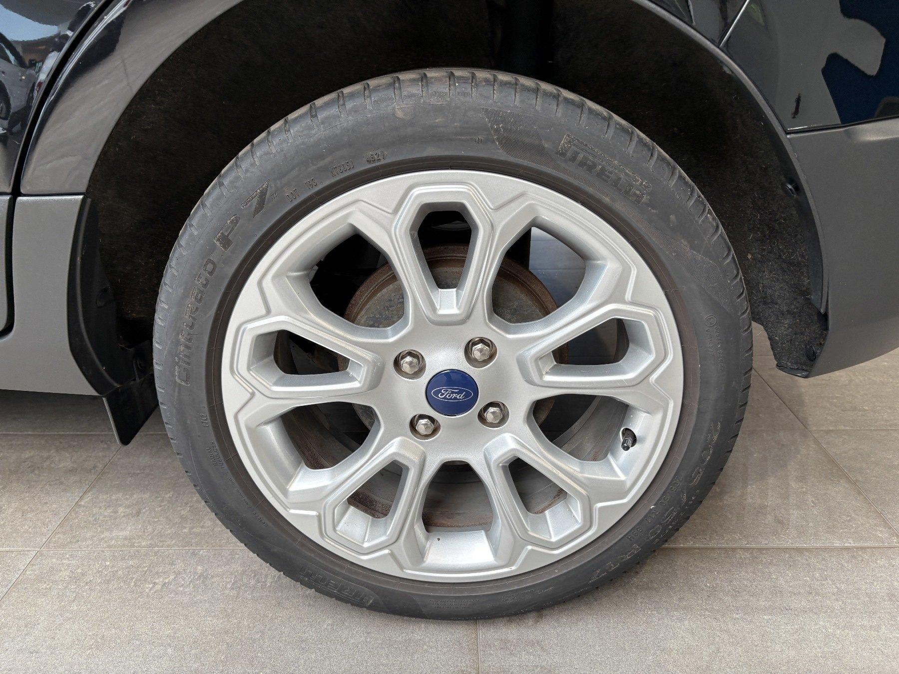 FORD TITANIUM 1.0 EB 125PS FORD TITANIUM 1.0 EB 125PS