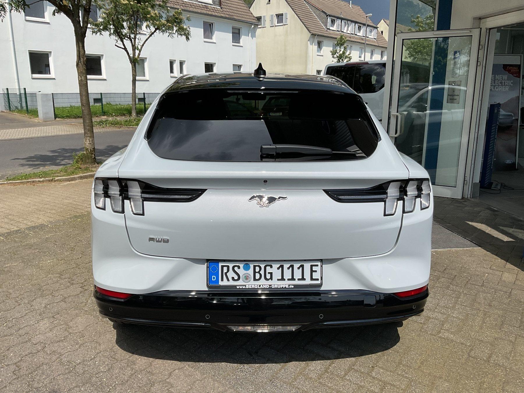 FORD AWD 98,7kWh Dual Allrad FORD AWD 98,7kWh Dual Allrad