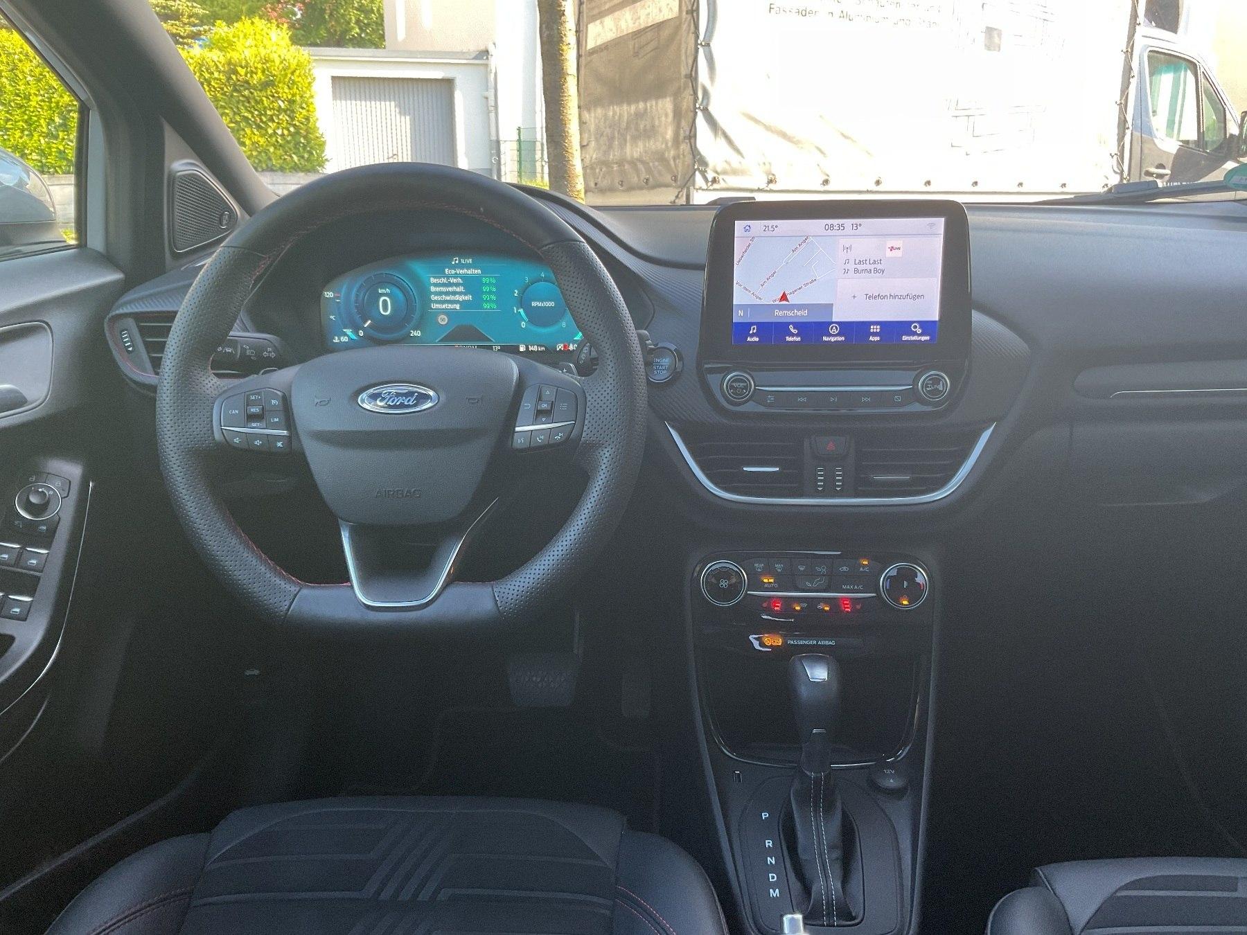 FORD ST-Line X MHEV 155PS *LED*B&O*NAVI*SHZ*PDC* FORD ST-Line X MHEV 155PS *LED*B&O*NAVI*SHZ*PDC*
