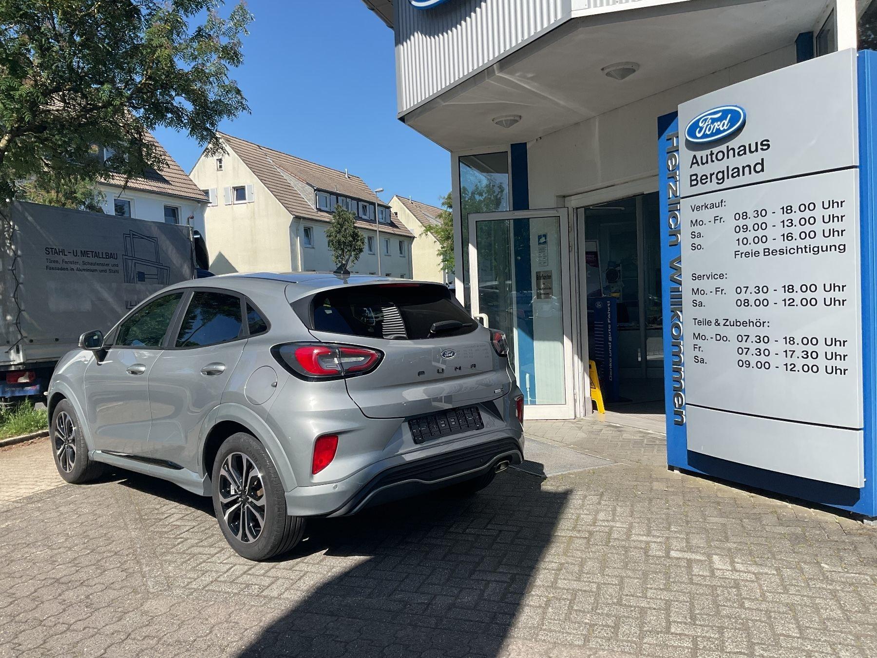 FORD ST-Line Design MHEV FORD ST-Line Design MHEV