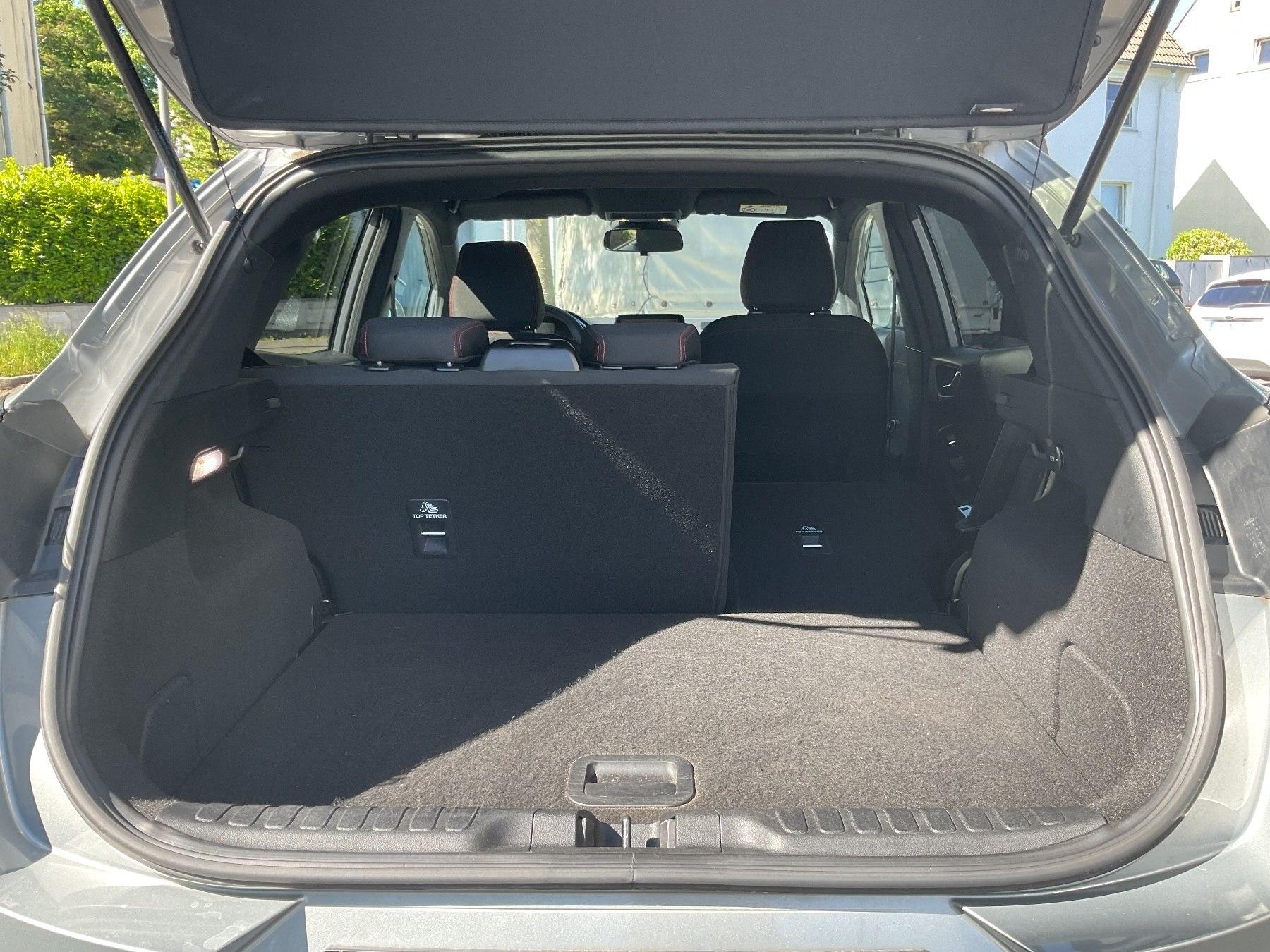 FORD ST-Line Design MHEV FORD ST-Line Design MHEV