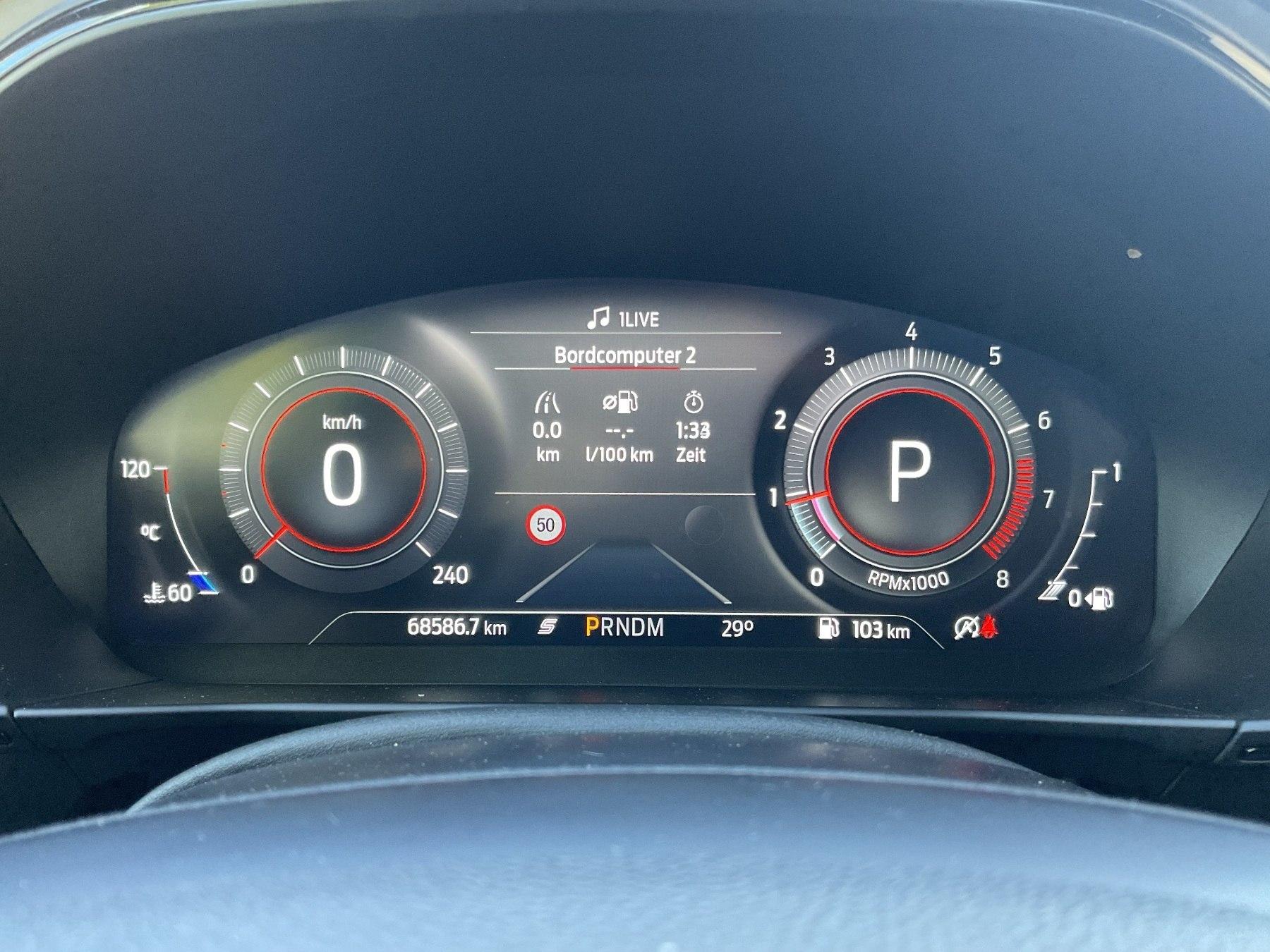 FORD ST-Line X 125PS *LED*iACC*PDC*RFK*NAVI*B&O FORD ST-Line X 125PS *LED*iACC*PDC*RFK*NAVI*B&O