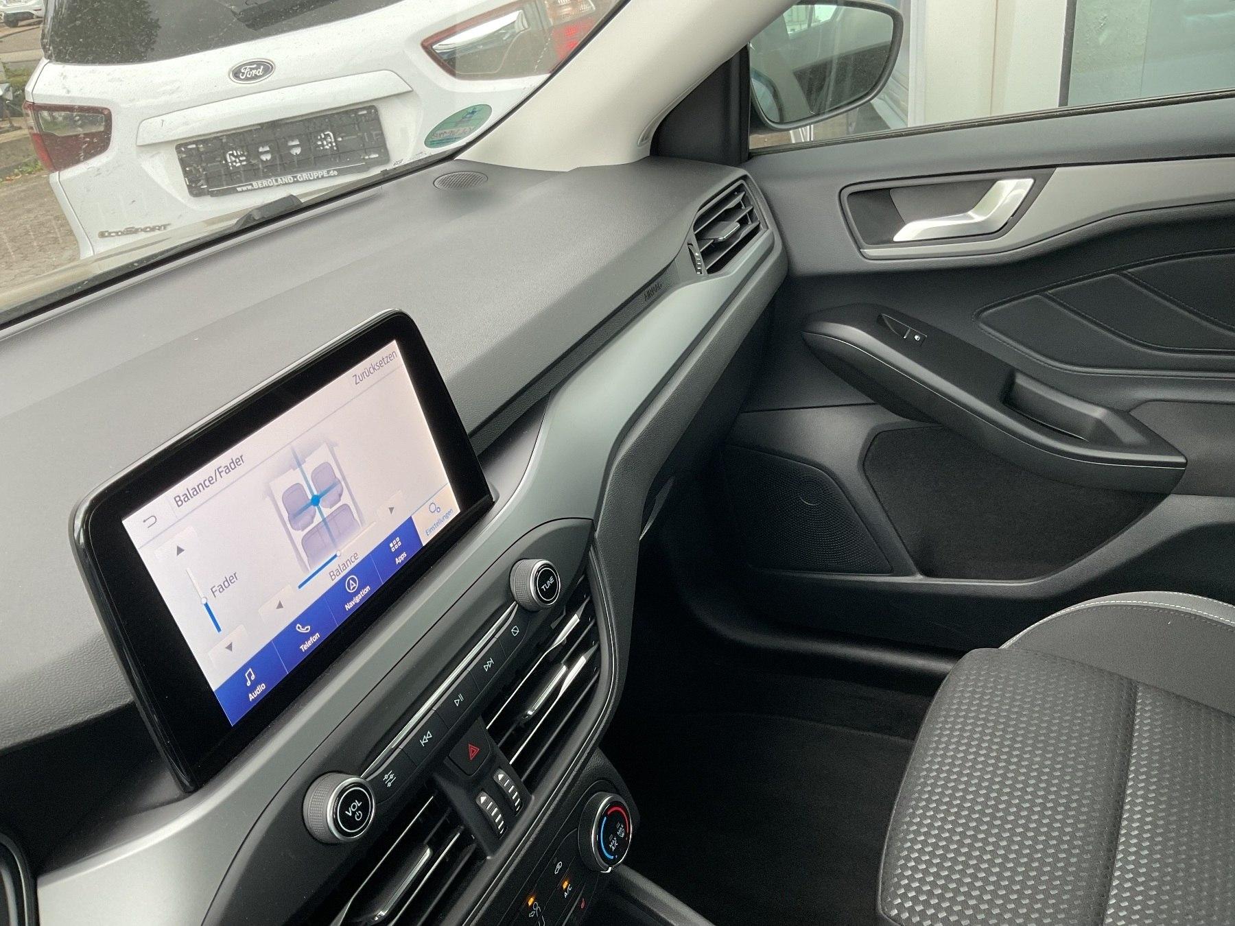 FORD Cool & Connect *LED*PDC*AHK*NAVI*SHZ*DAB* FORD Cool & Connect *LED*PDC*AHK*NAVI*SHZ*DAB*
