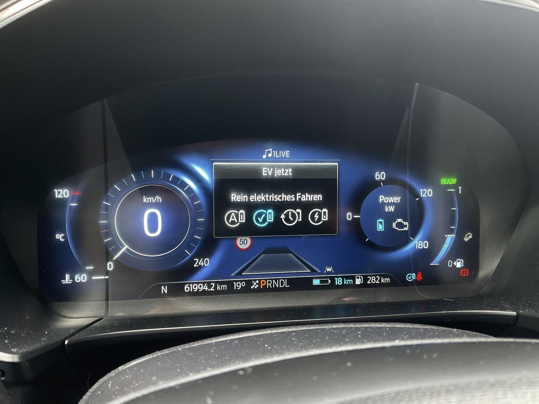 FORD ST-Line PHEV *AppLink*AHK*Head-Up-Display* FORD ST-Line PHEV *AppLink*AHK*Head-Up-Display*