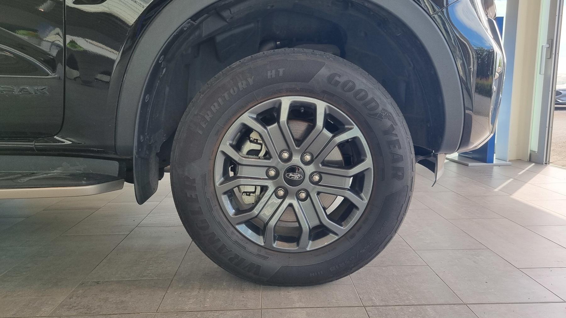 FORD Wildtrak FORD Wildtrak