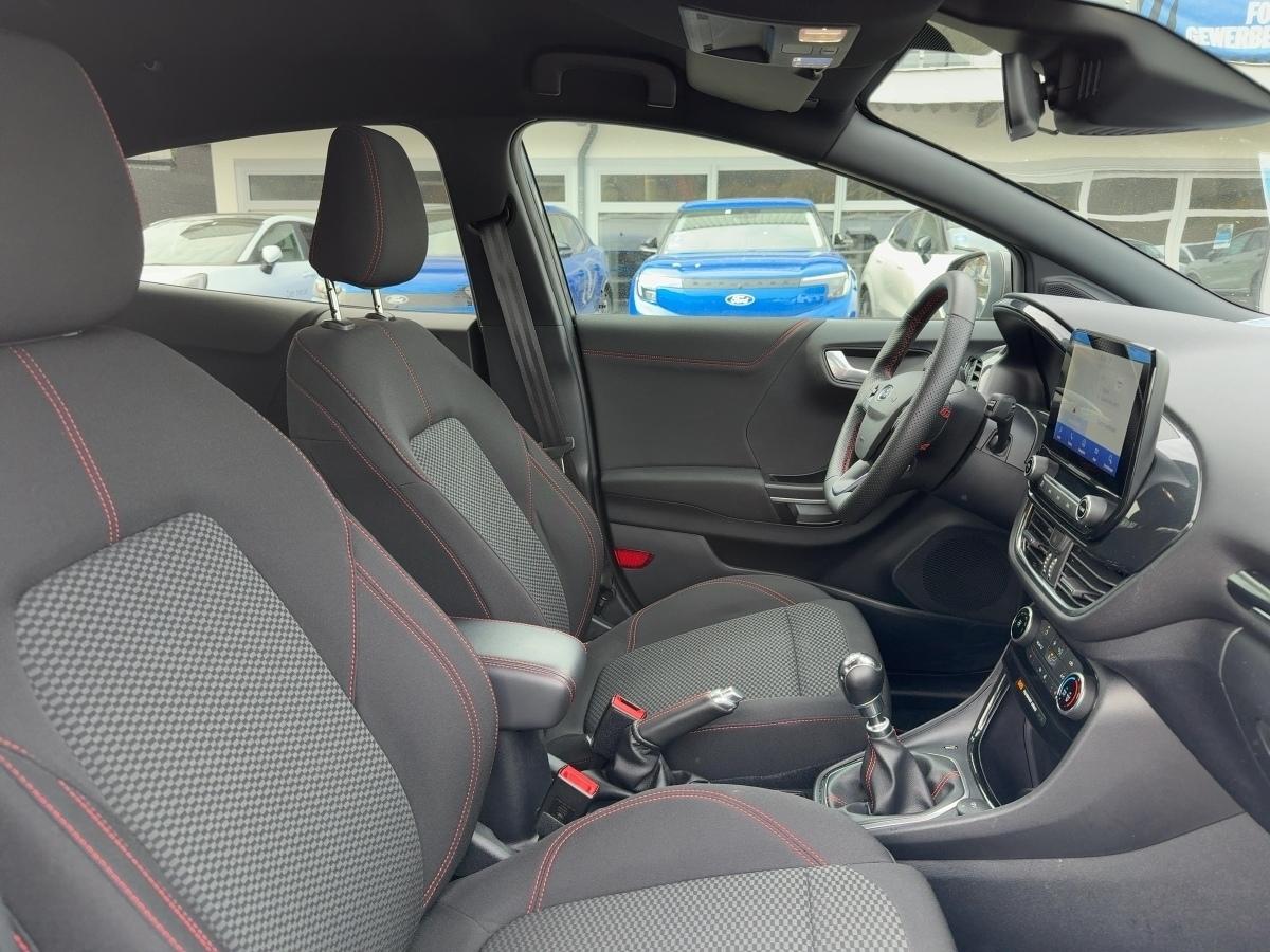 FORD ST-LINE MHEV 155PS FORD ST-LINE MHEV 155PS