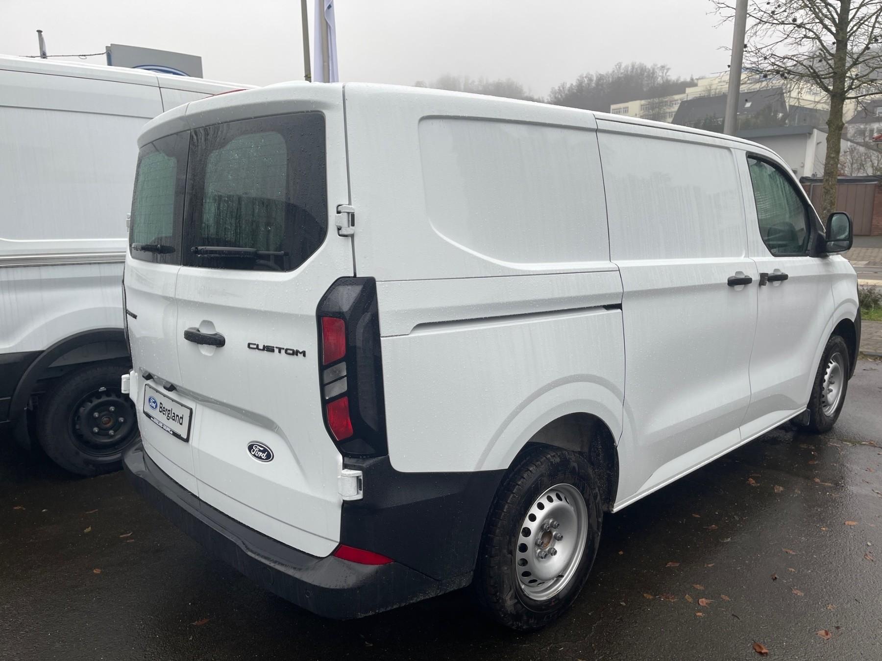 FORD 280L1 Basis *Klima *LED *GJR FORD 280L1 Basis *Klima *LED *GJR
