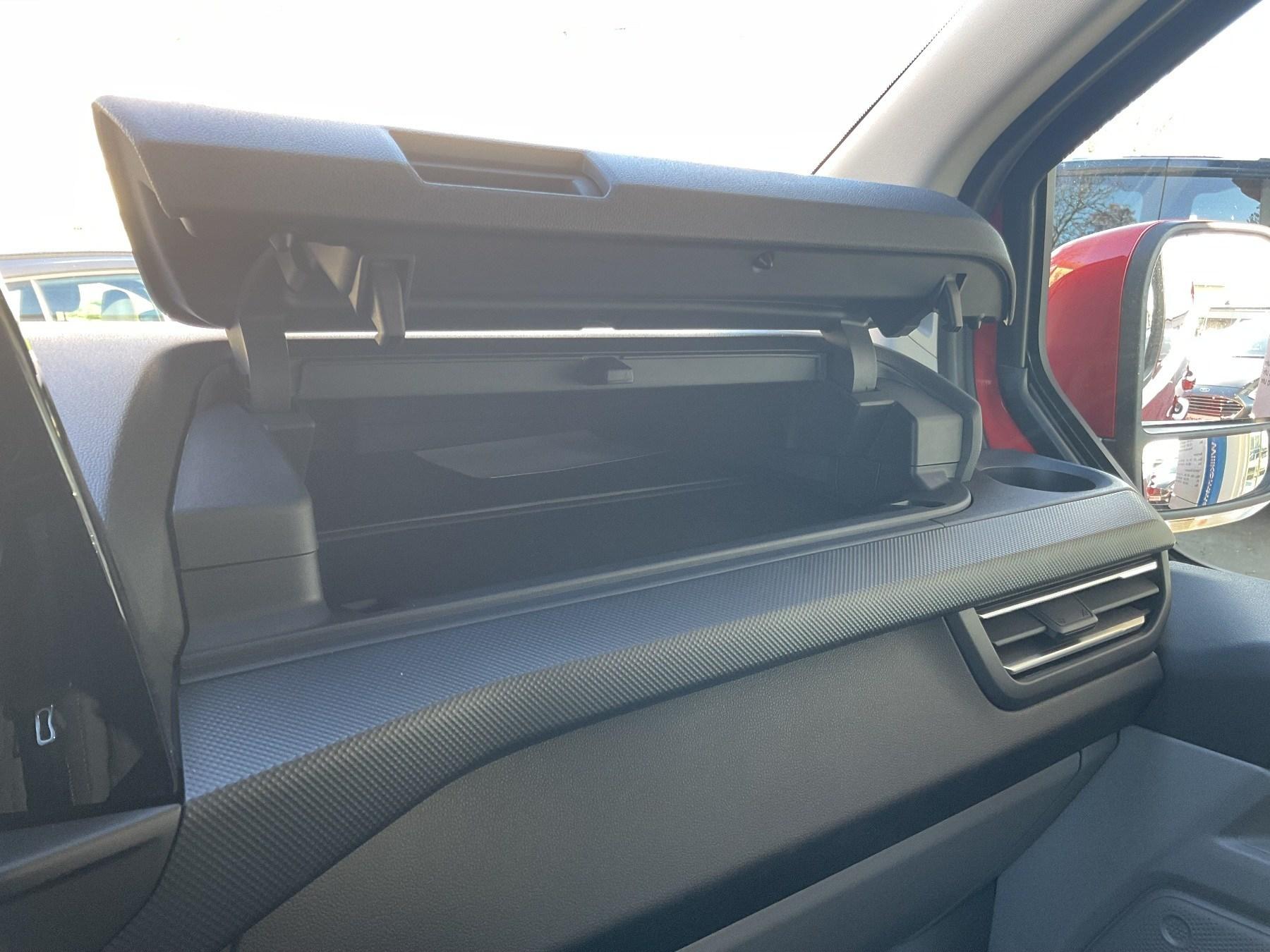 FORD Kasten Limited 320 L1 *AT FORD Kasten Limited 320 L1 *AT