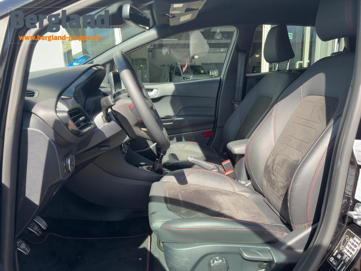 FORD ST-LINE X MHEV *ACC *Navi *RFK FORD ST-LINE X MHEV *ACC *Navi *RFK