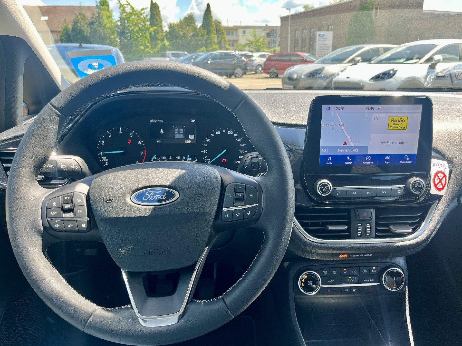 FORD Titanium X *Fahrer-Assistenz FORD Titanium X *Fahrer-Assistenz