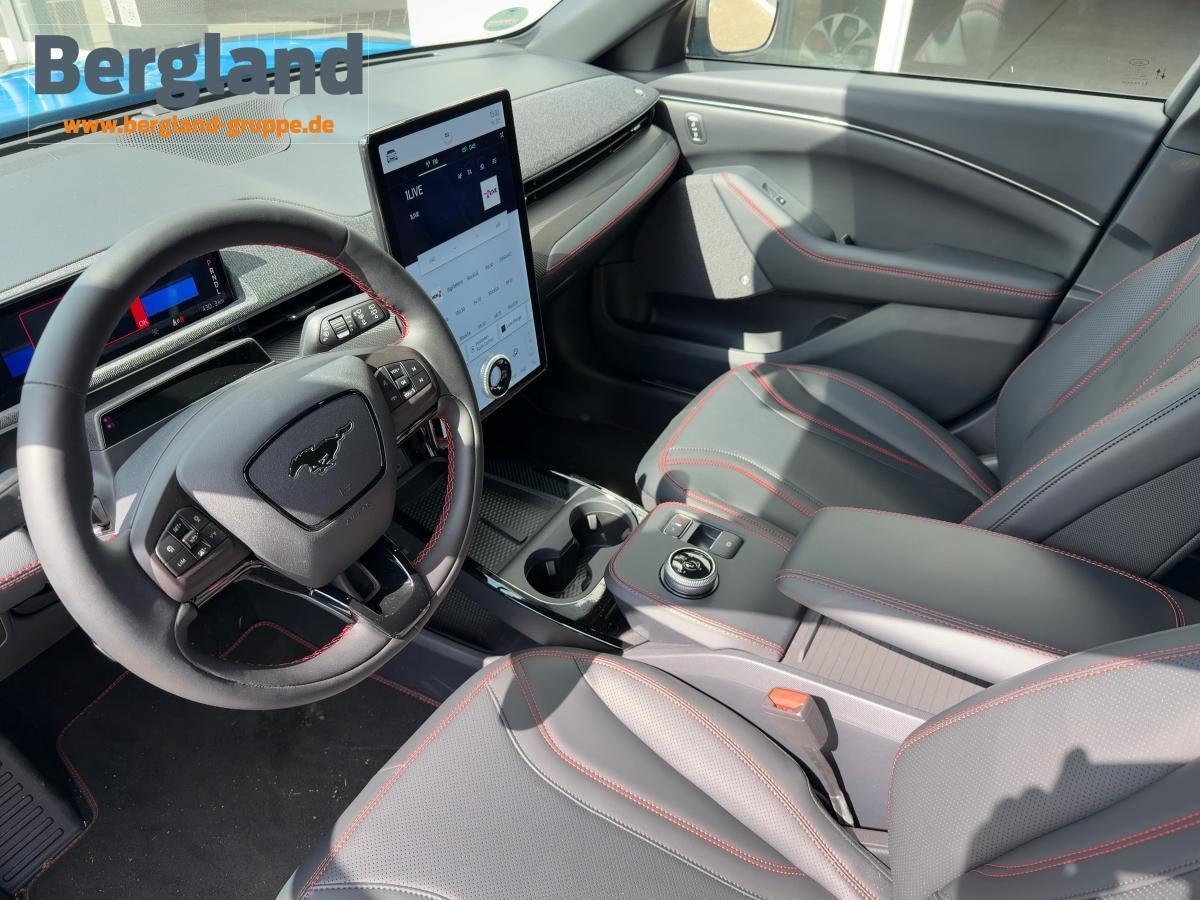 FORD AWD 269PS *Technologie-Paket FORD AWD 269PS *Technologie-Paket