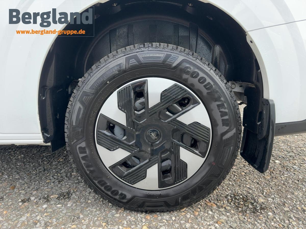 FORD Trend 320L1 218PS RWD FORD Trend 320L1 218PS RWD
