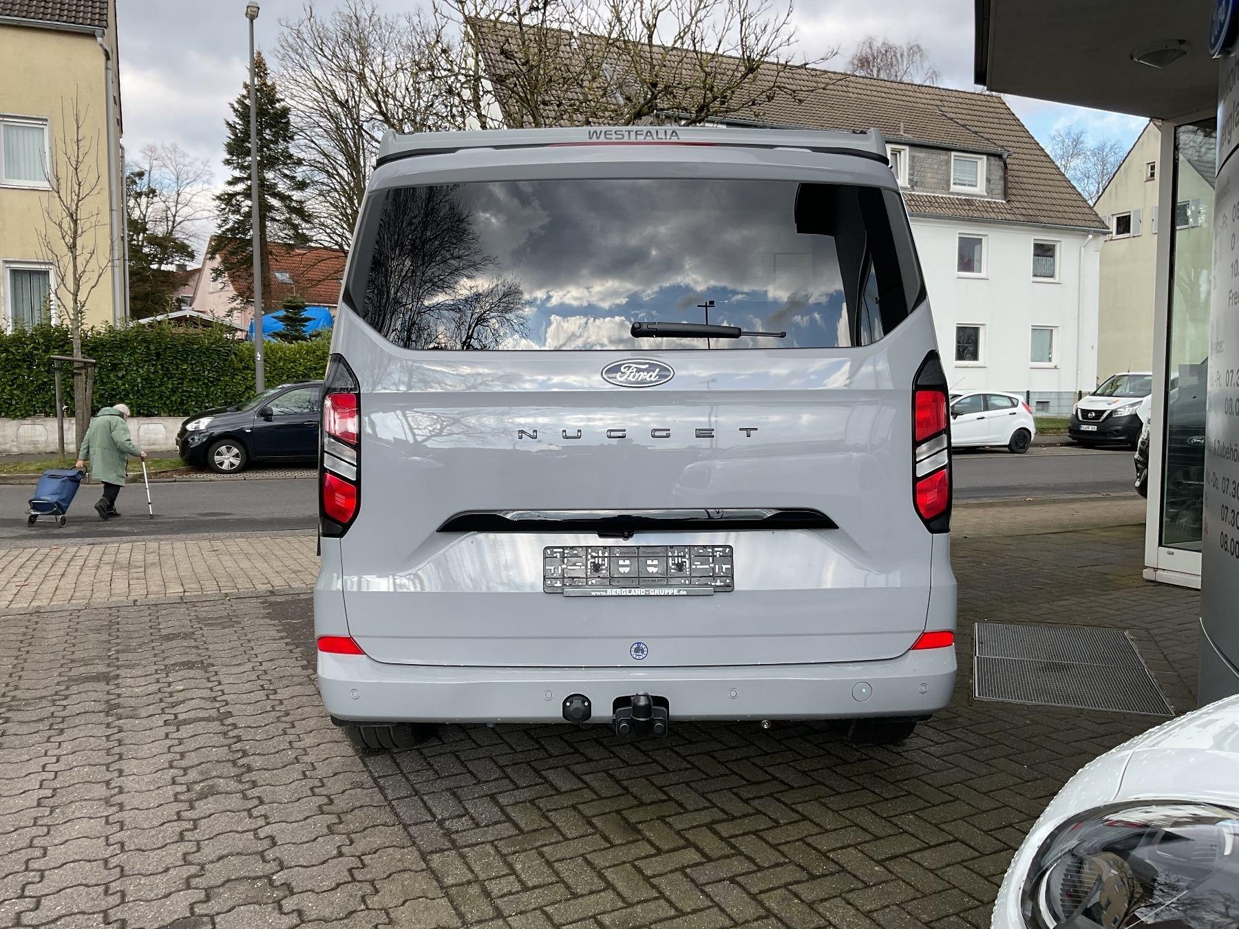 FORD 320L1 Titanium Aufstelldach FORD 320L1 Titanium Aufstelldach